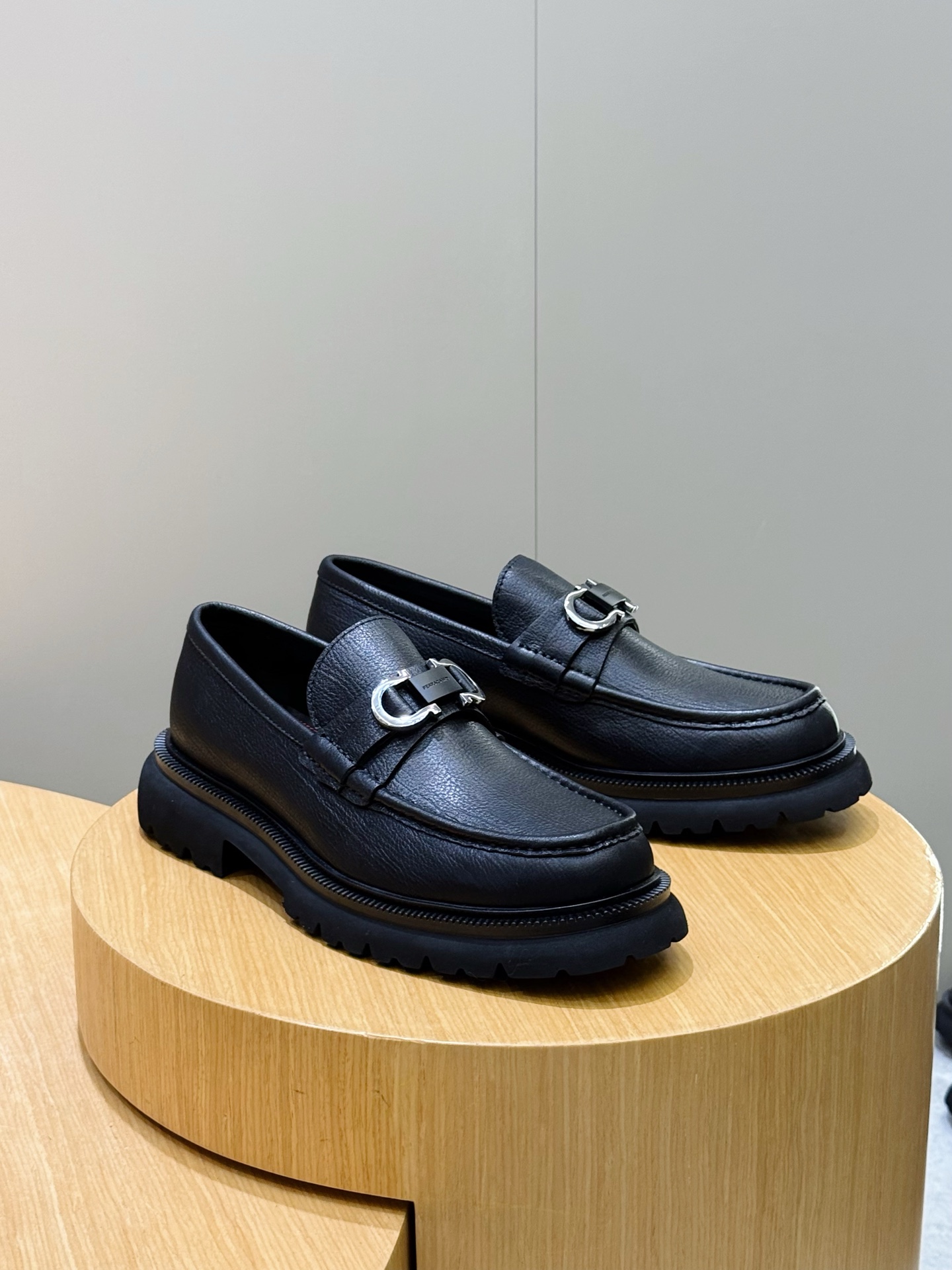 Ferragamo Male Leather Shoes Cow Leather M-s