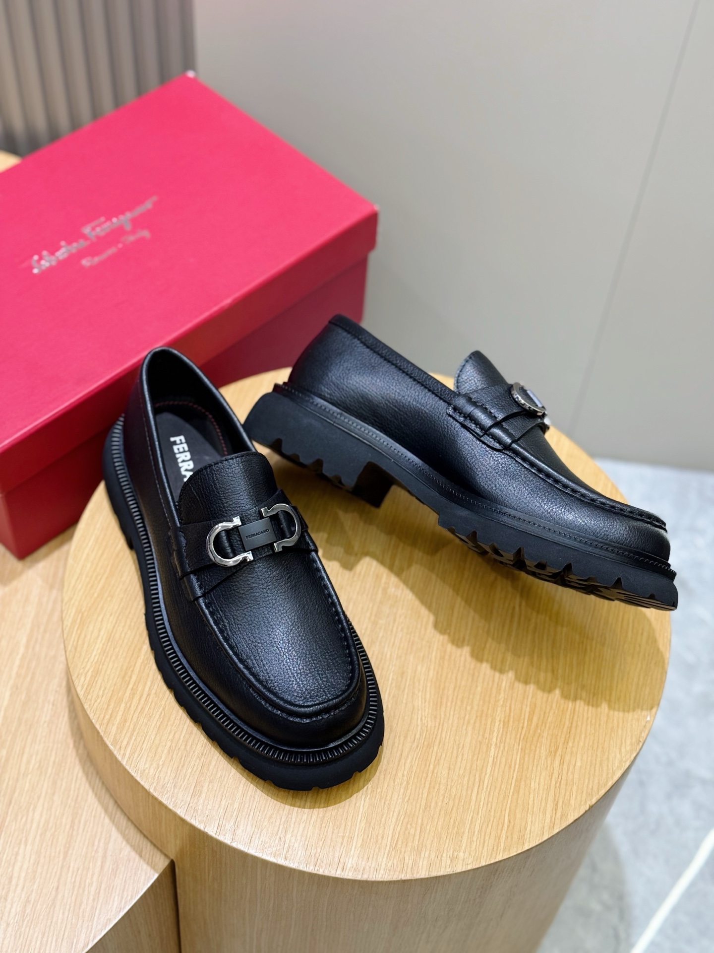 Ferragamo Male Leather Shoes Cow Leather M-s