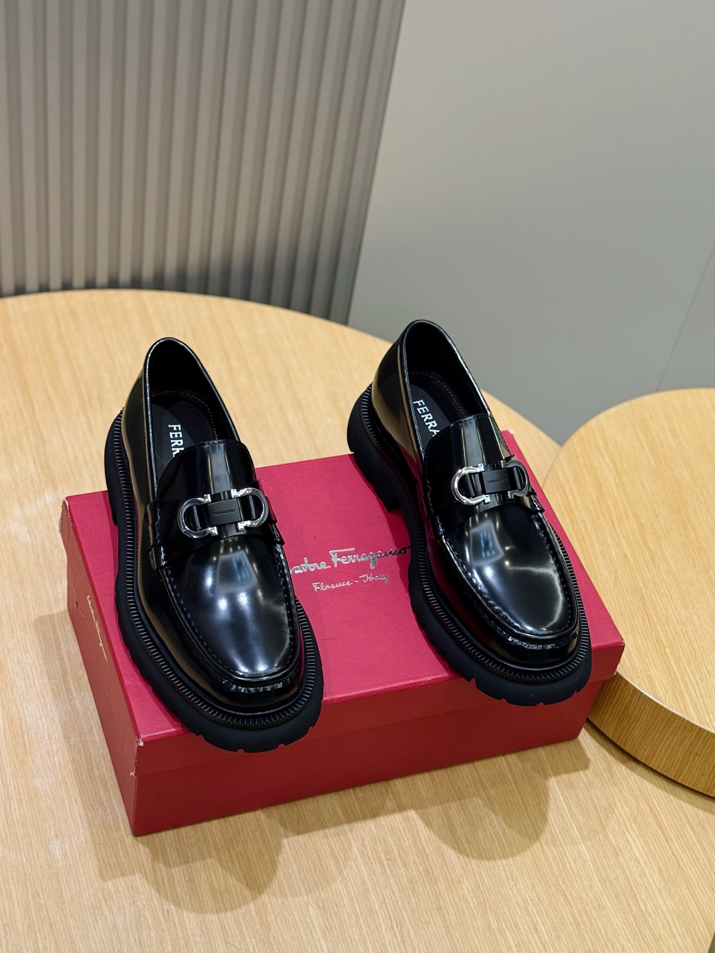 Ferragamo Male Leather Shoes Cow Leather M-s