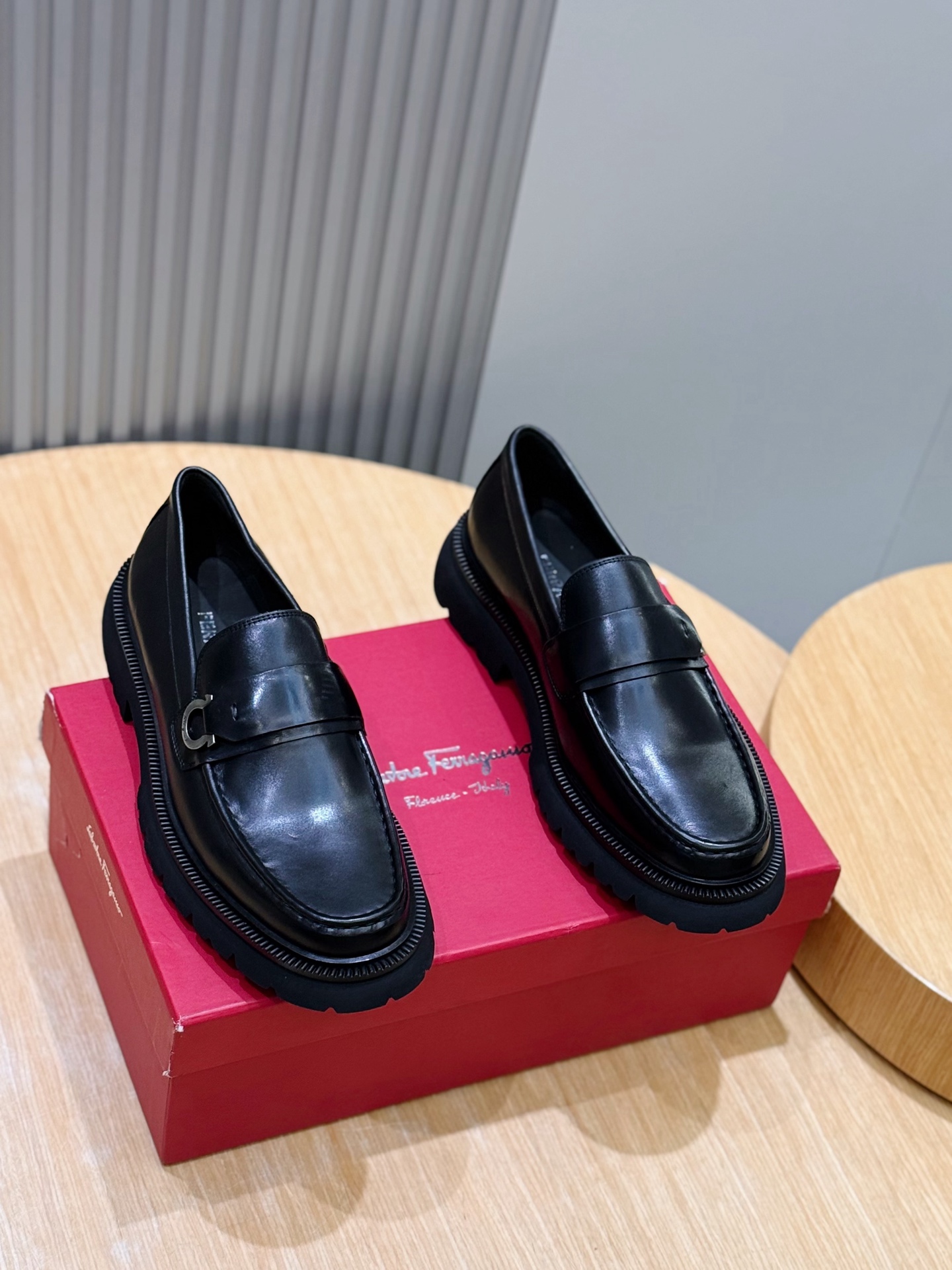 Ferragamo Male Leather Shoes Cow Leather M-s