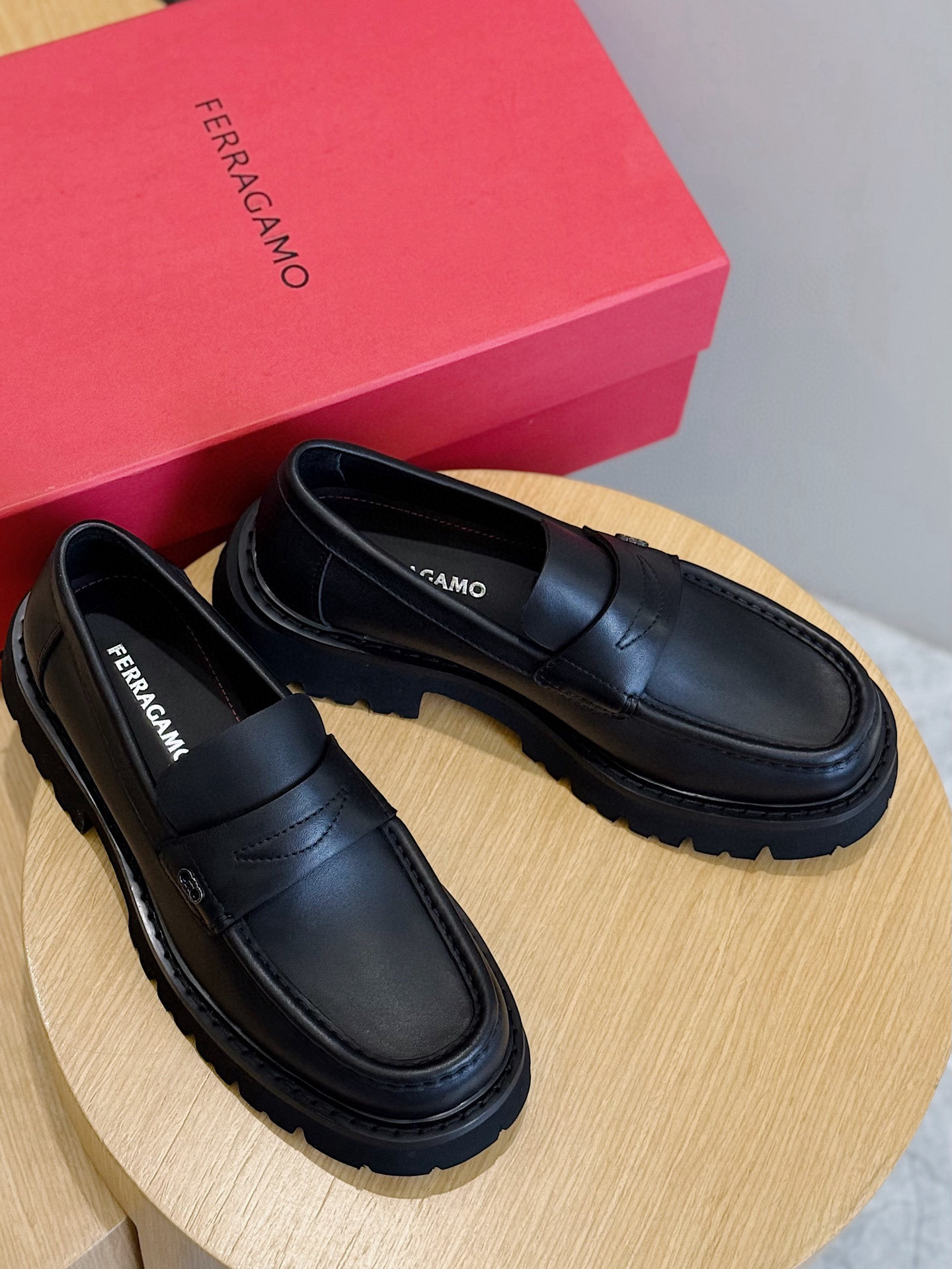 Ferragamo Male Leather Shoes Cow Leather M-s