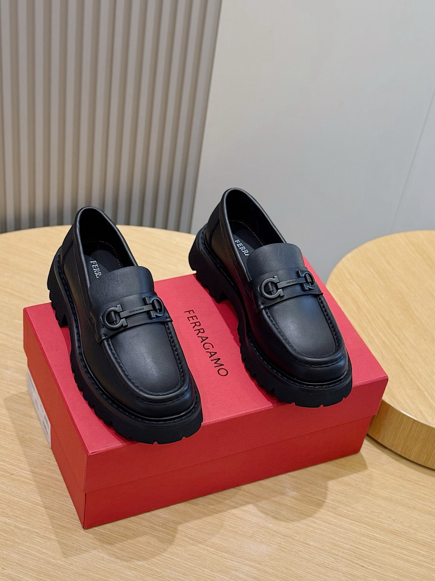 Ferragamo Male Leather Shoes Cow Leather M-s