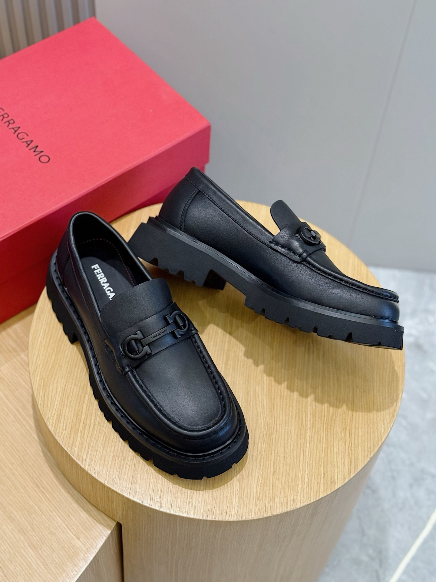 Ferragamo Male Leather Shoes Cow Leather M-s