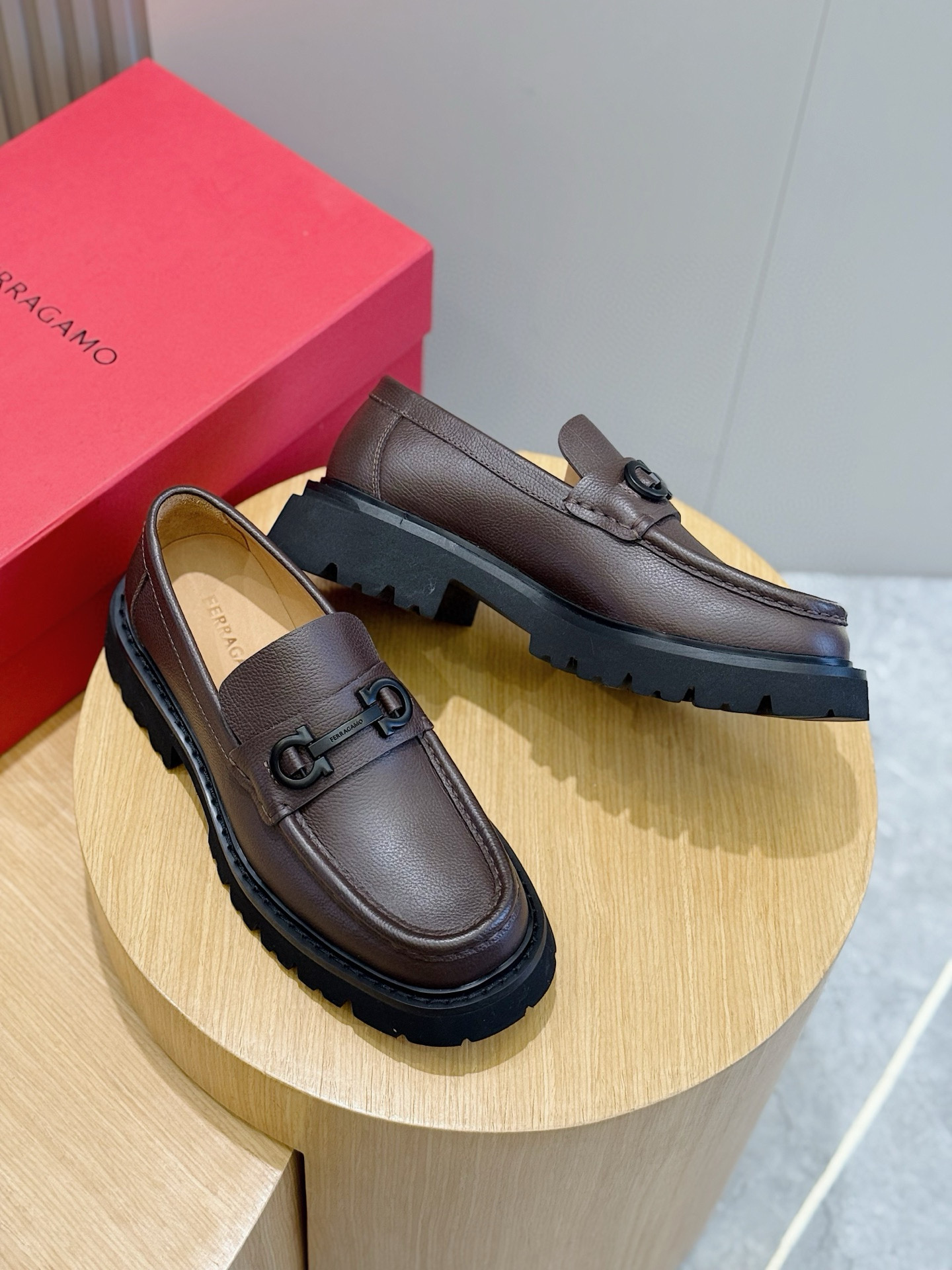 Ferragamo Male Leather Shoes Cow Leather M-s