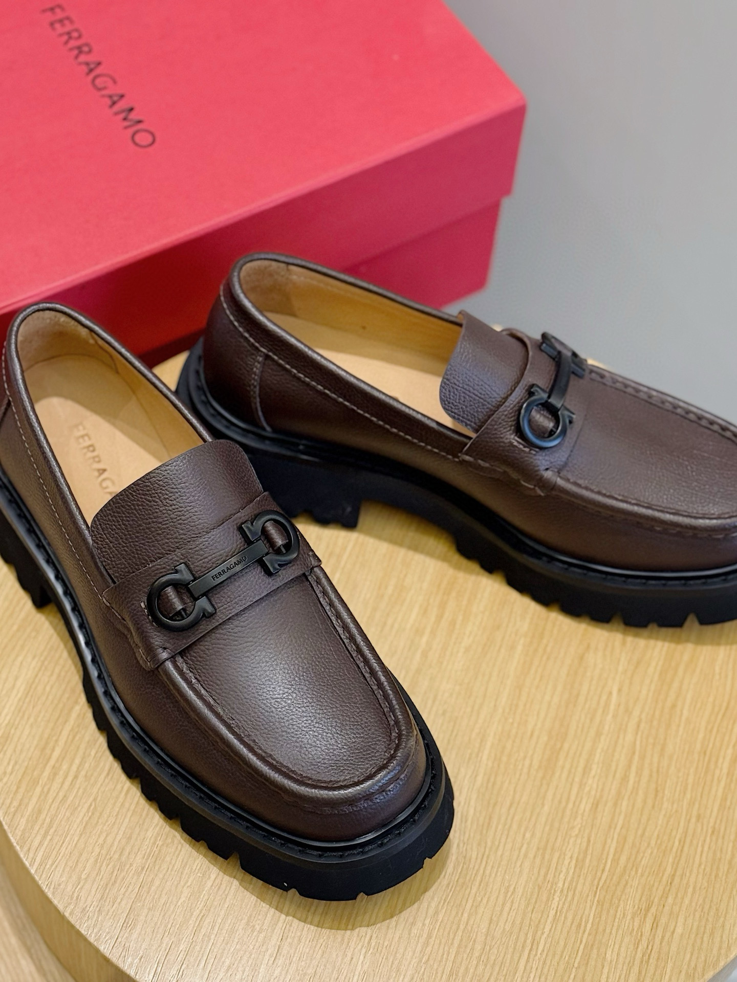 Ferragamo Male Leather Shoes Cow Leather M-s