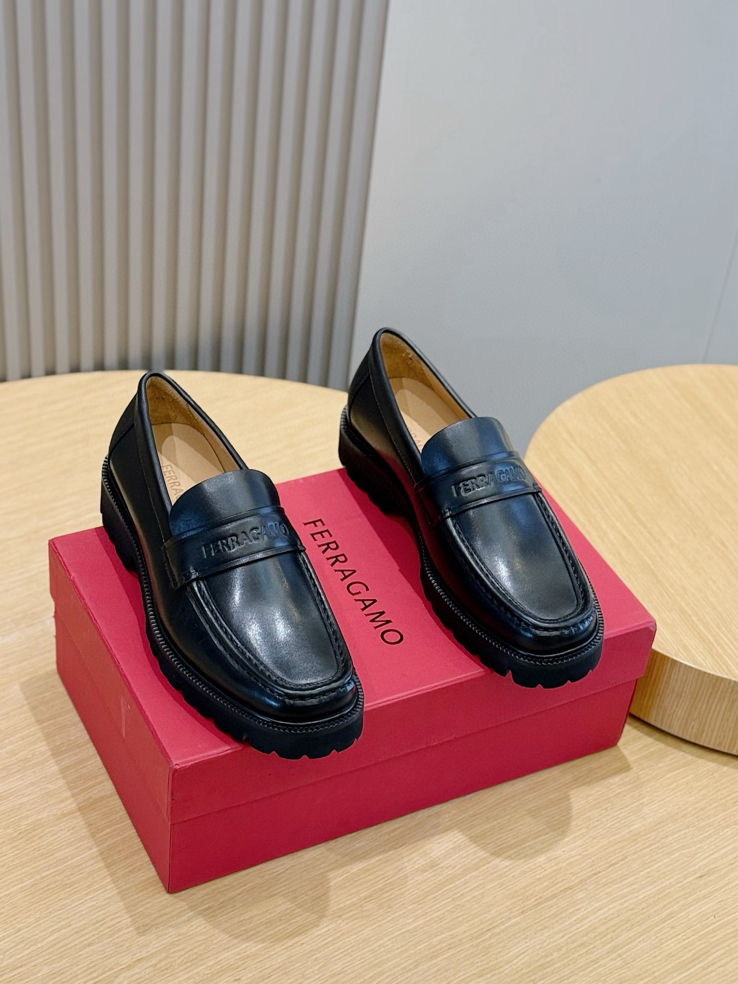 Ferragamo Male Leather Shoes Cow Leather M-s