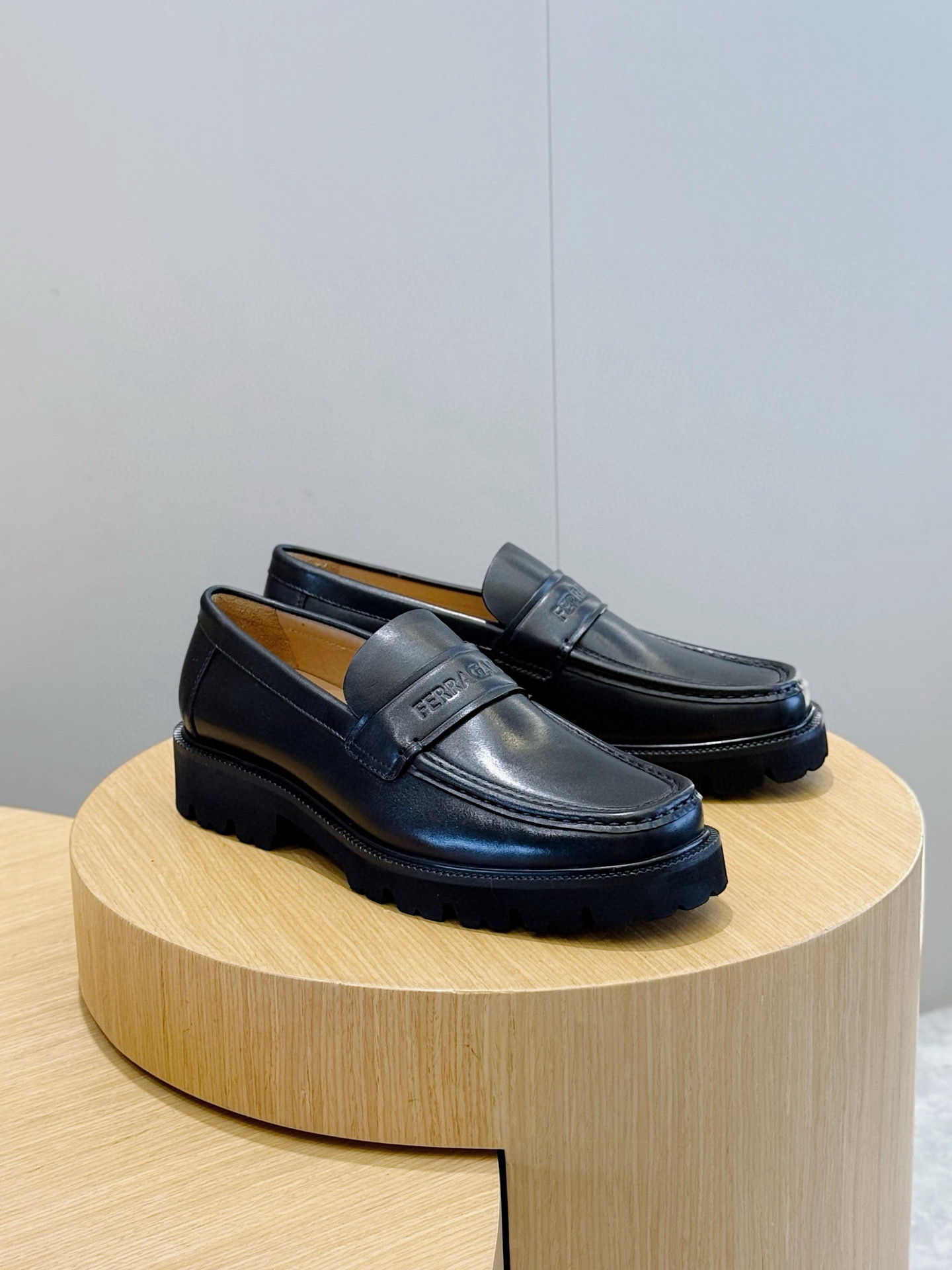 Ferragamo Male Leather Shoes Cow Leather M-s