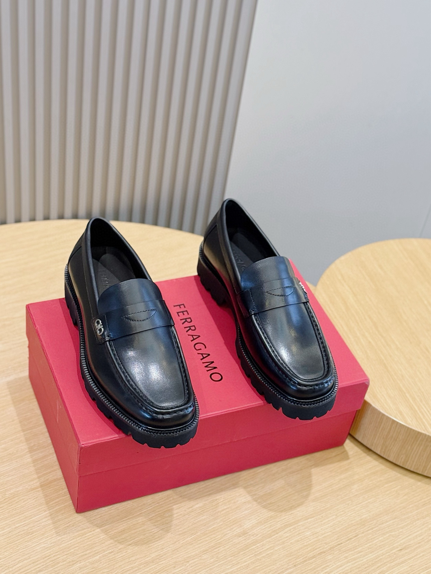 Ferragamo Male Leather Shoes Cow Leather M-s