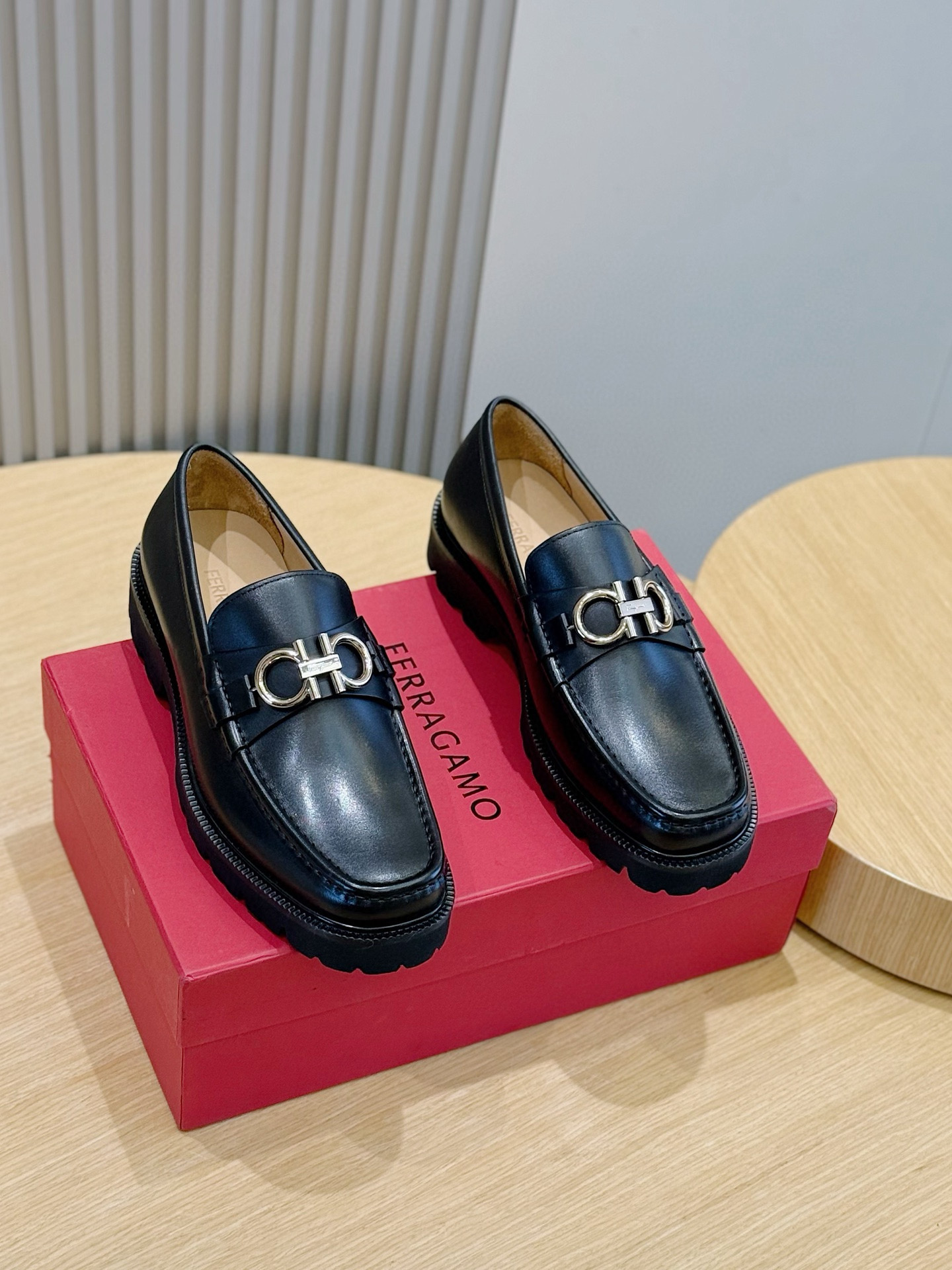 Ferragamo Male Leather Shoes Cow Leather M-s