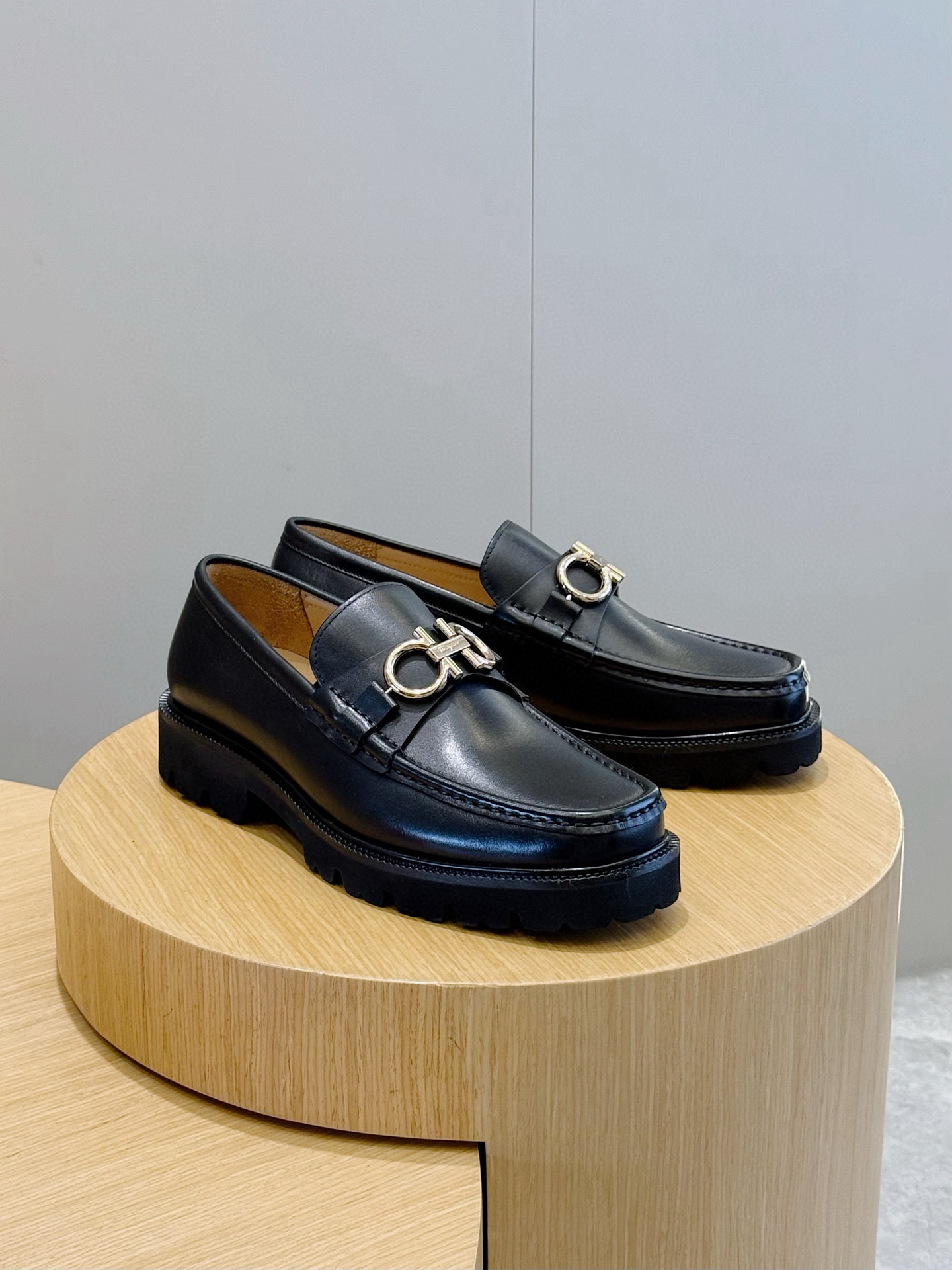 Ferragamo Male Leather Shoes Cow Leather M-s