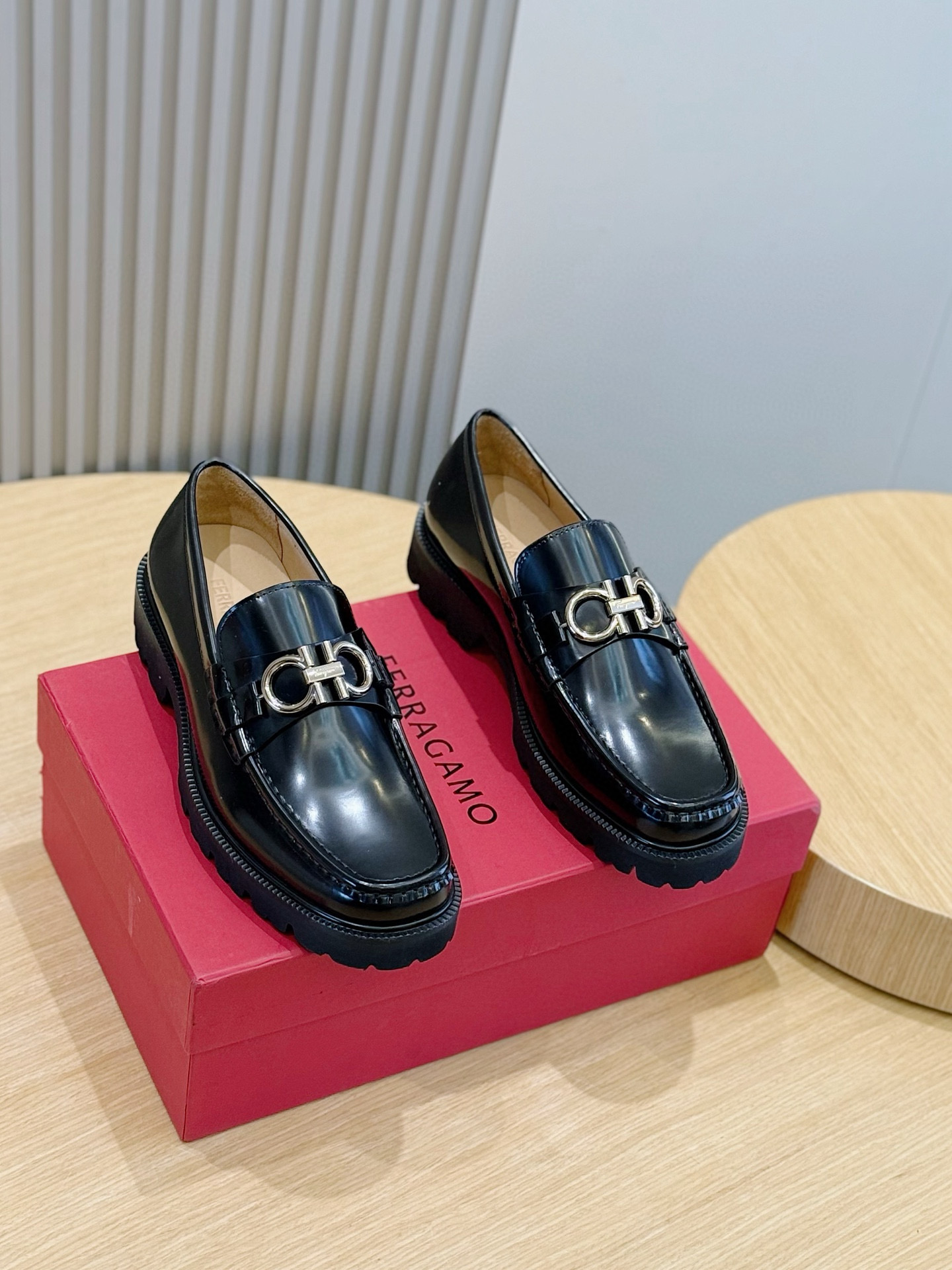 Ferragamo Male Leather Shoes Cow Leather M-s