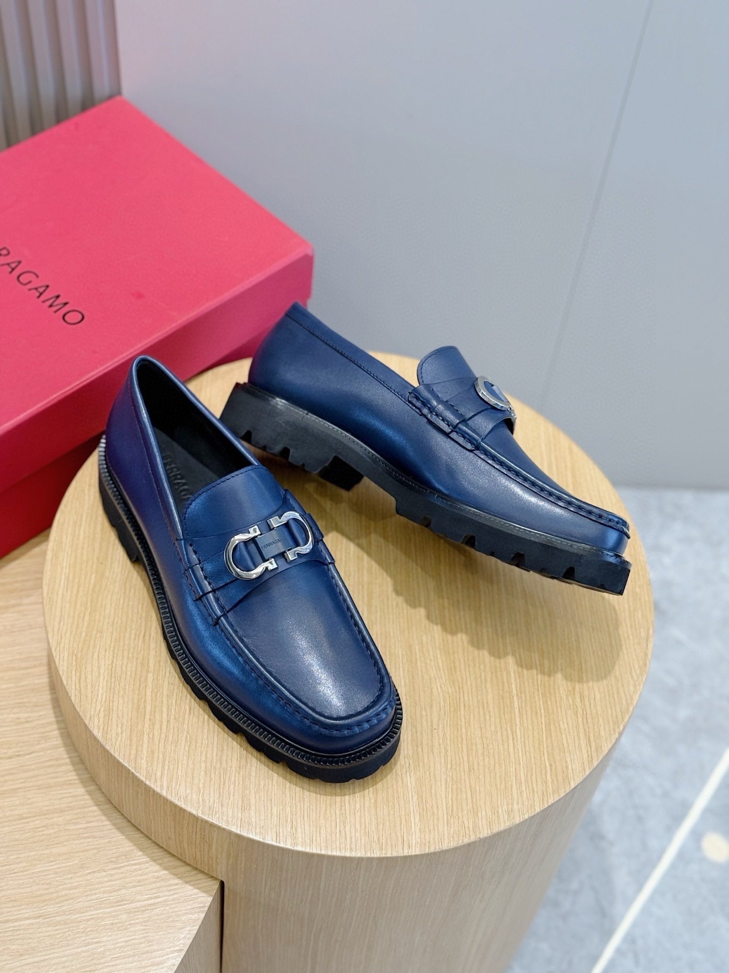 Ferragamo Male Leather Shoes Cow Leather M-s