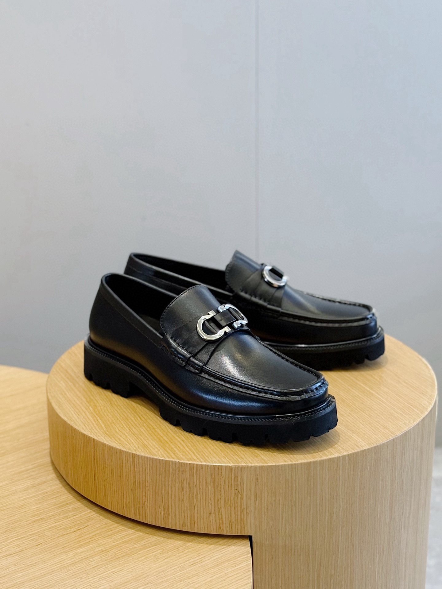 Ferragamo Male Leather Shoes Cow Leather M-s