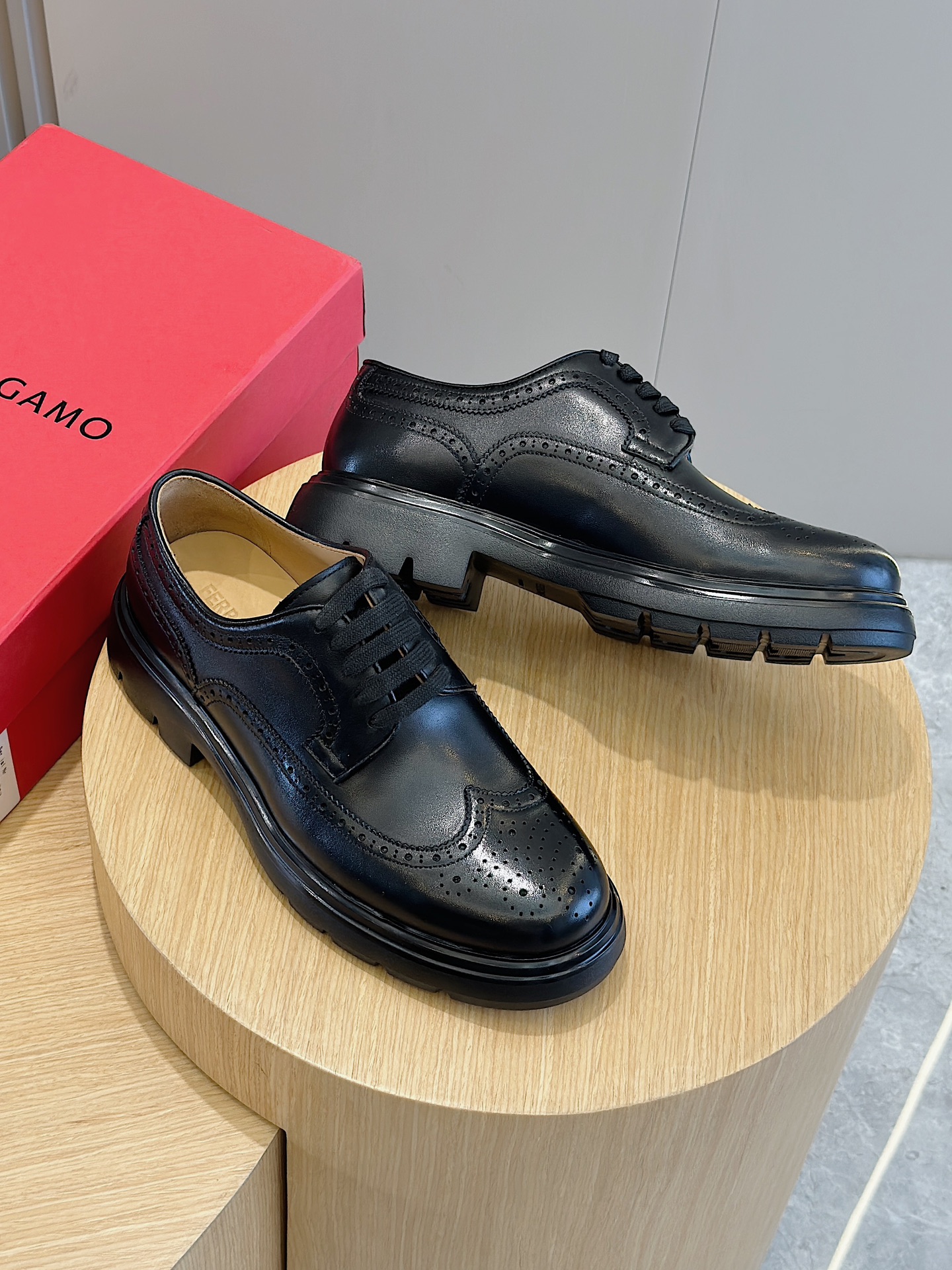 Ferragamo Male Leather Shoes Cow Leather M-s