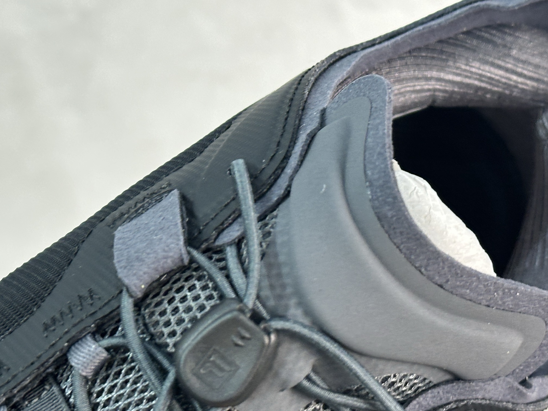 Basic Shoes Breathable M-l