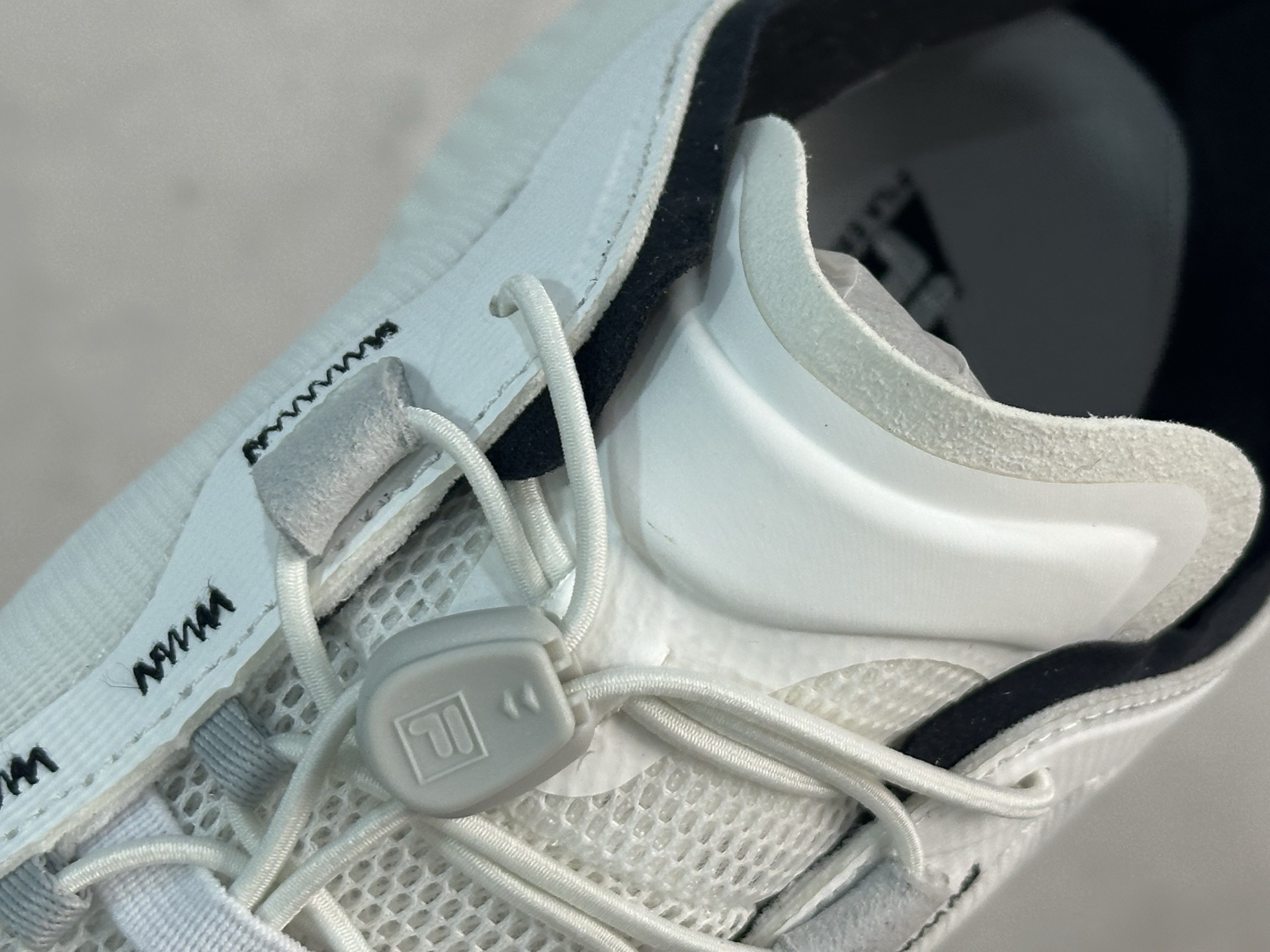 Basic Shoes Breathable M-l