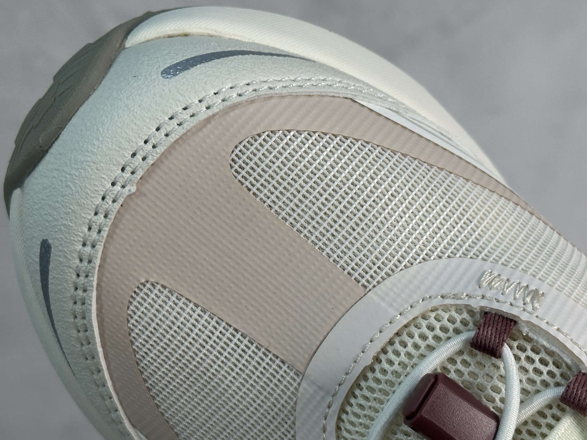 Basic Shoes Breathable L