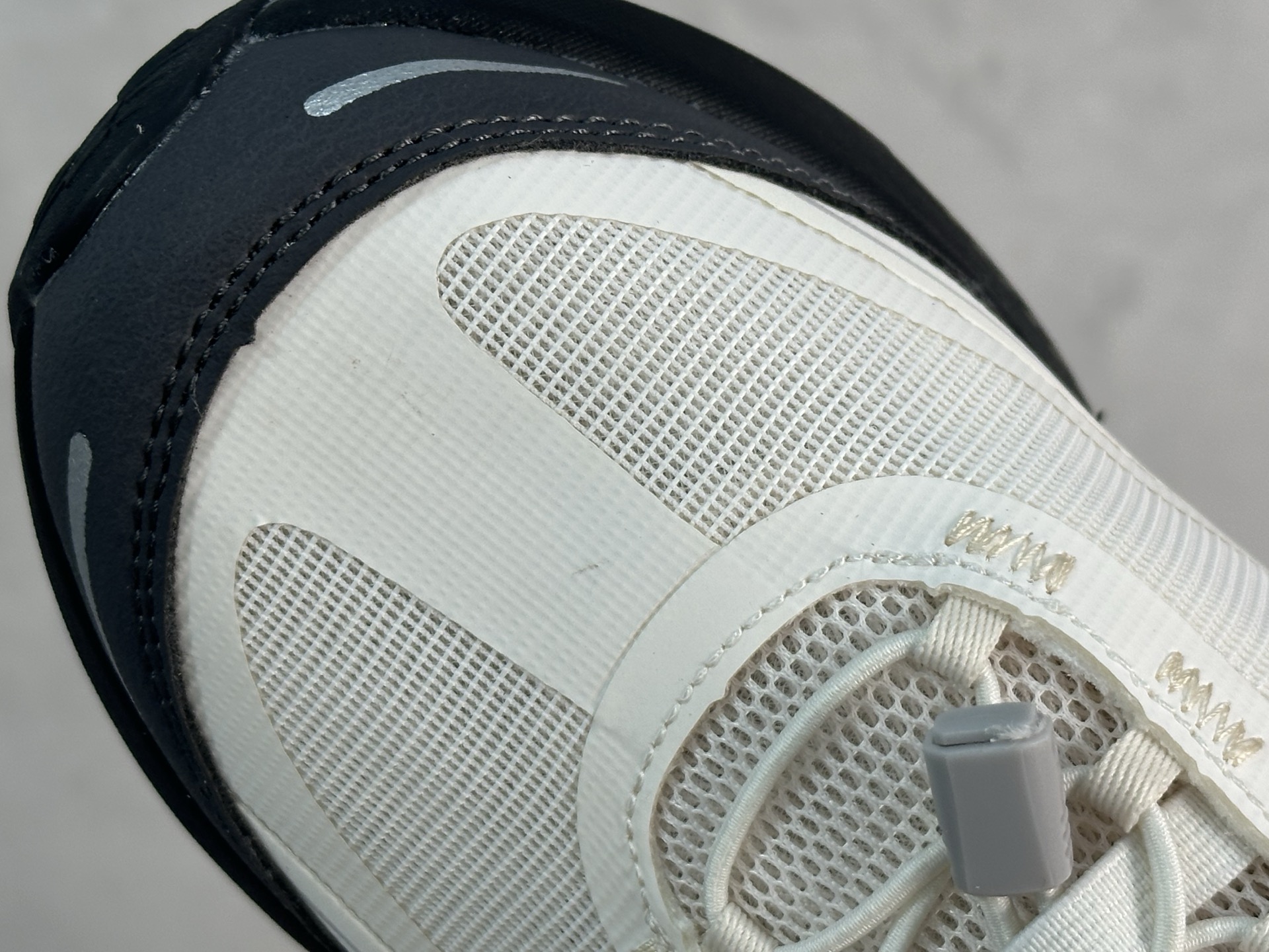 Basic Shoes Breathable L