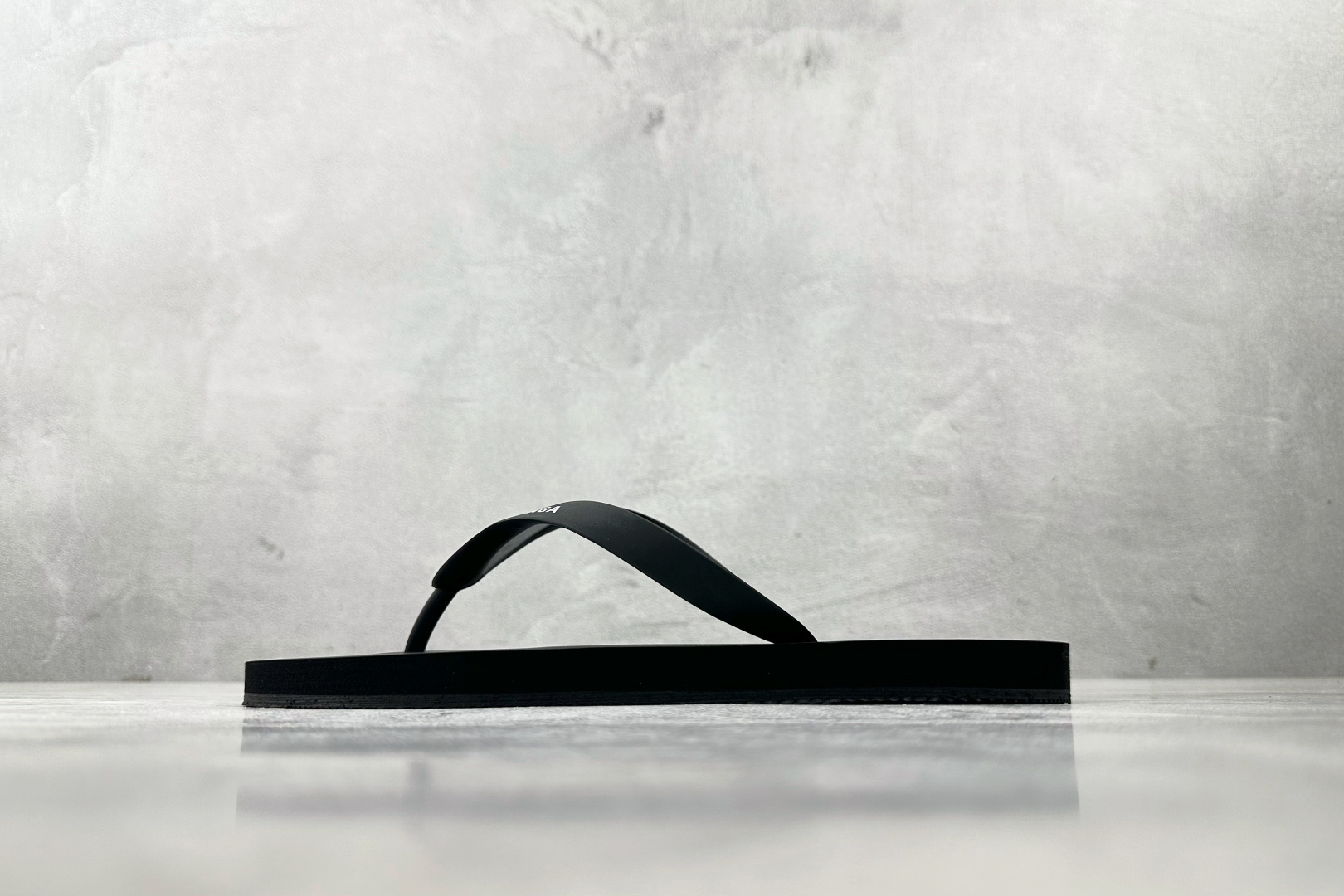 Balenciaga Basic Shoes Black L