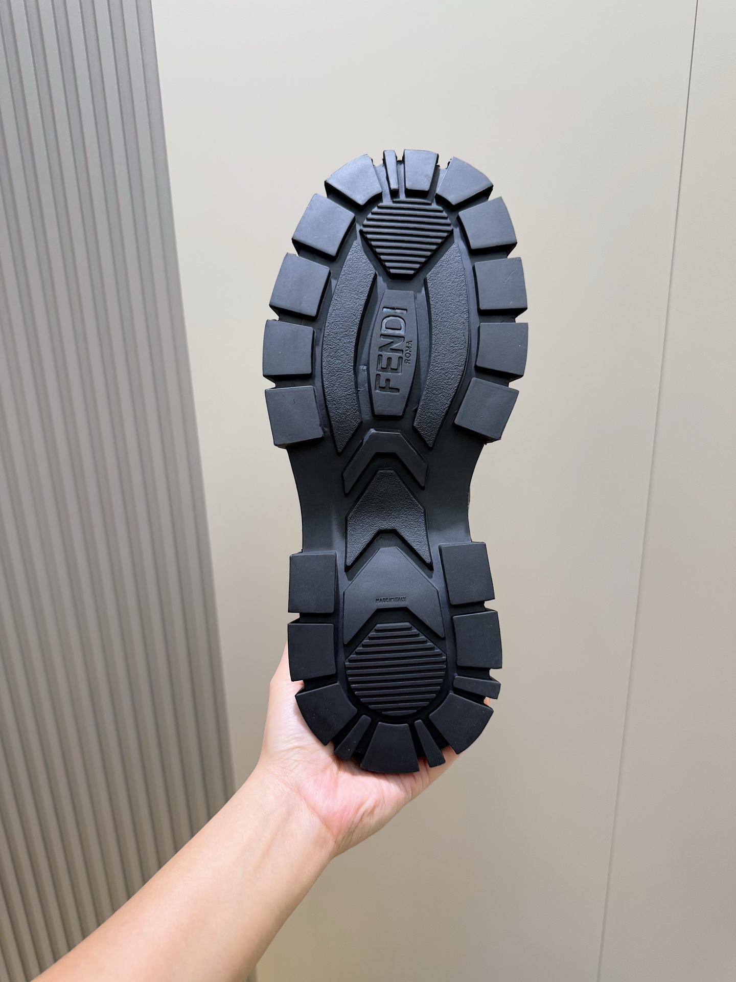 Basic Shoes Black L-s