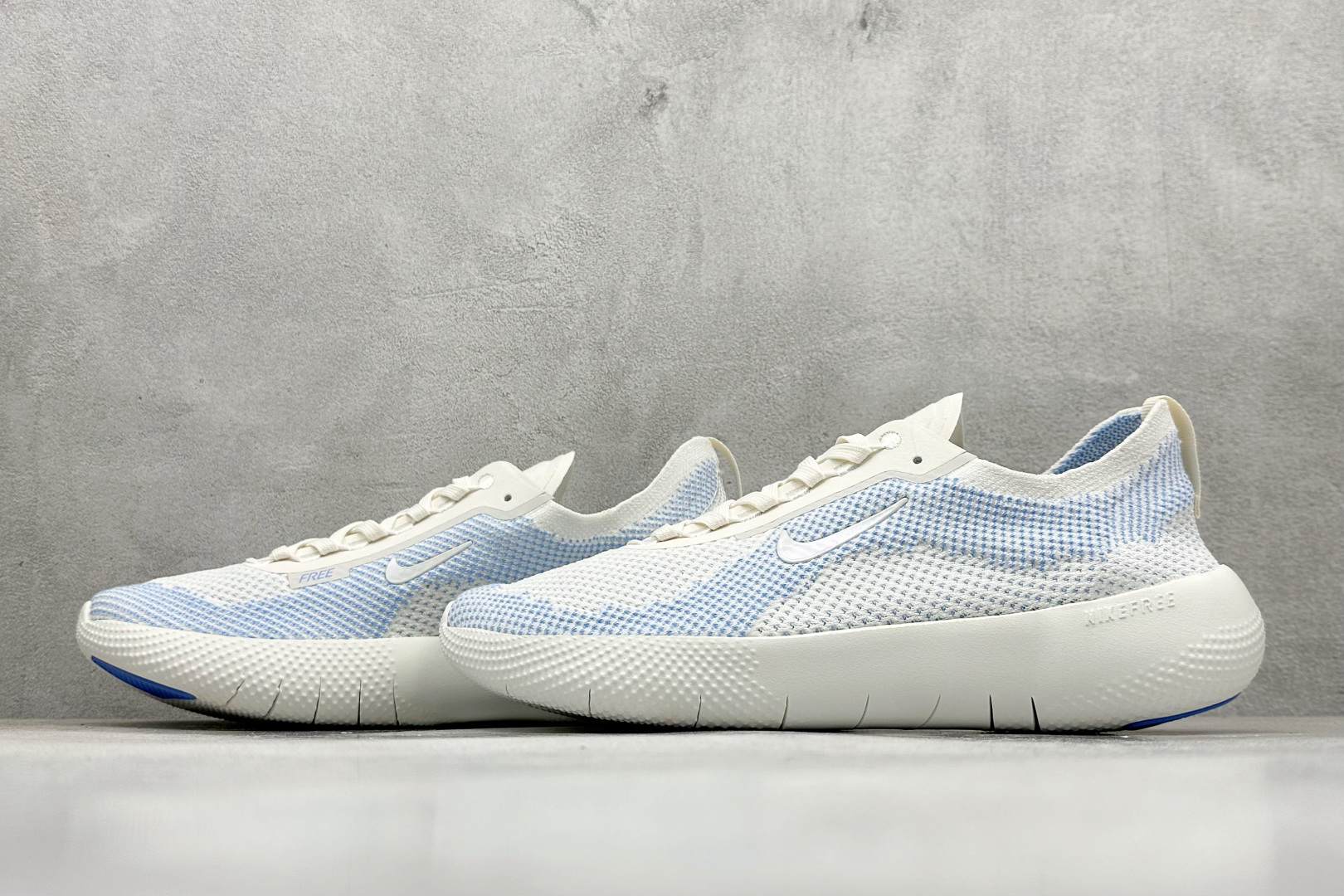 Running Shoes Breathable