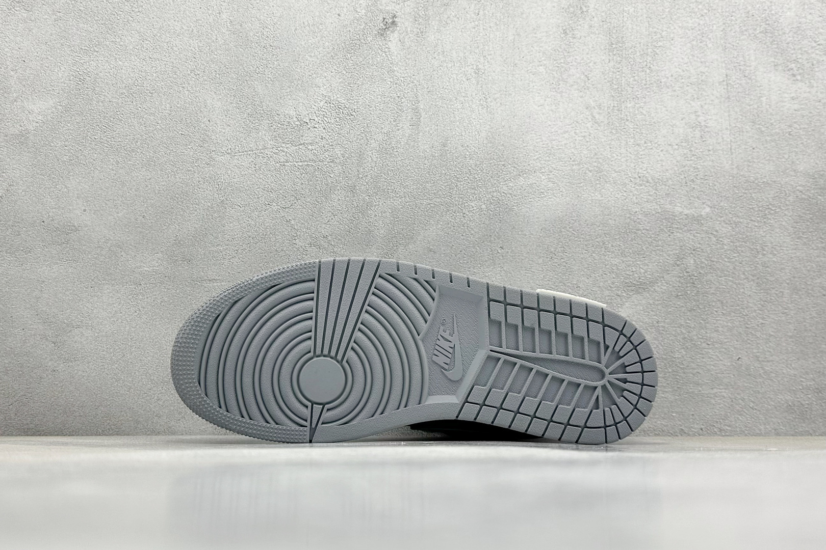 Jordan Nike Basic Shoes L-s