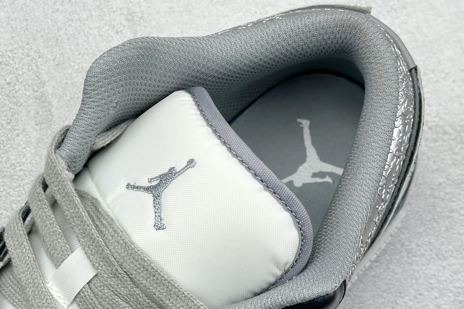 Jordan Nike Basic Shoes L-s