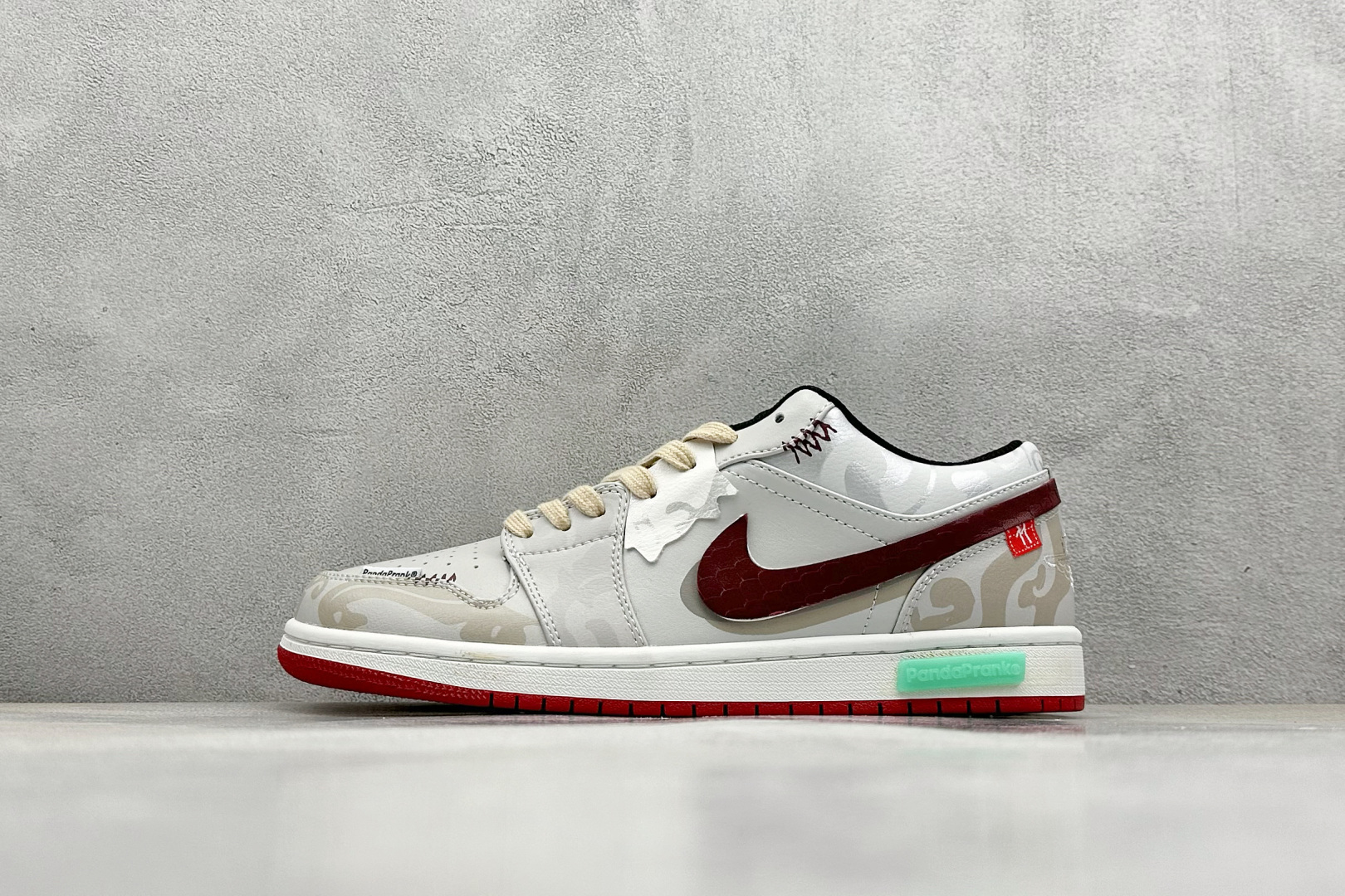 Jordan Nike Basic Shoes S