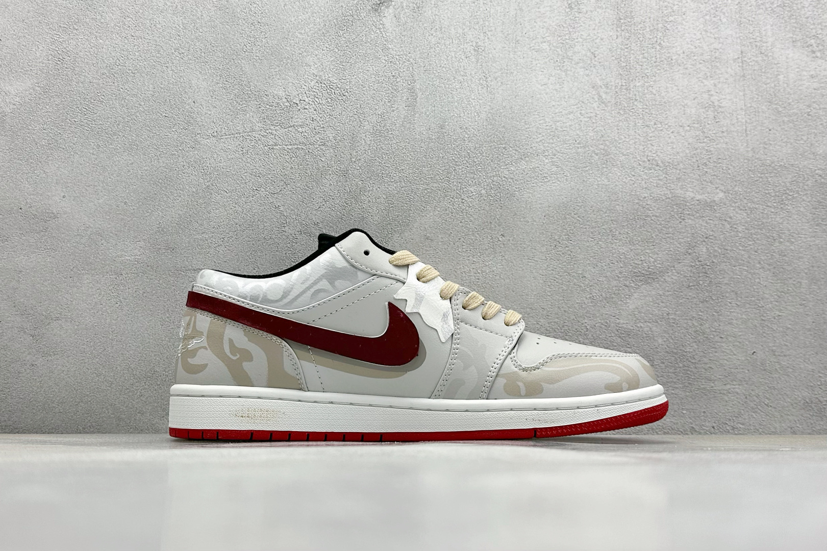 Jordan Nike Basic Shoes S