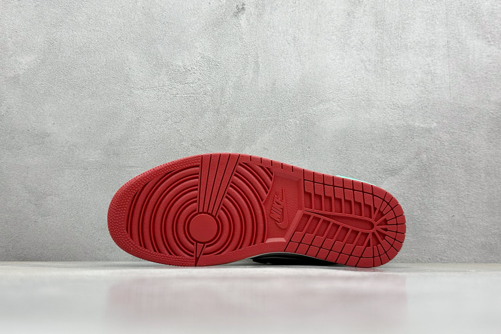 Jordan Nike Basic Shoes S