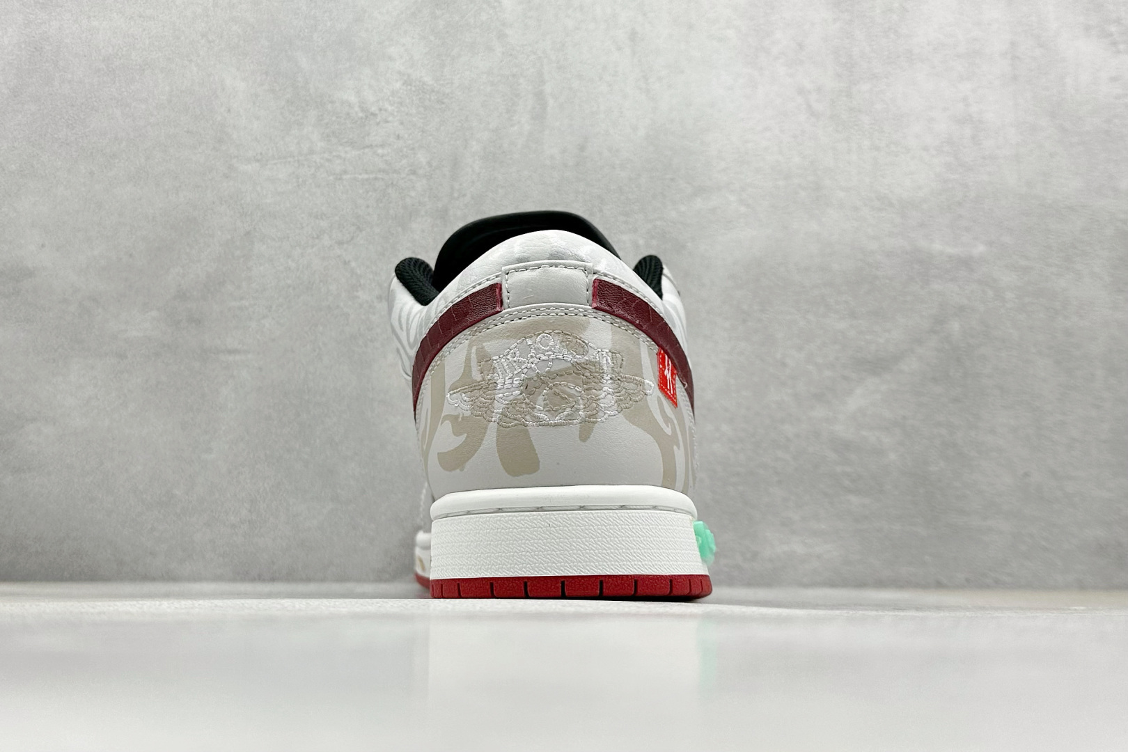 Jordan Nike Basic Shoes S