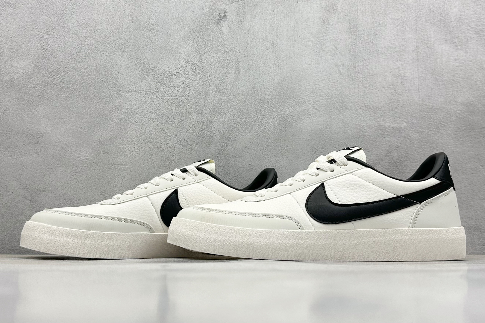 Nike Board Shoes White L-s