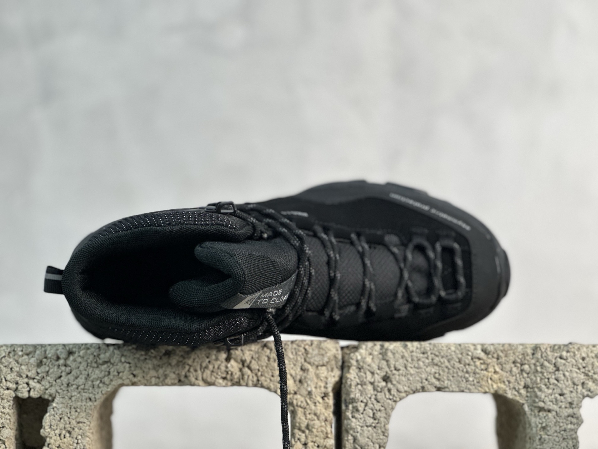 Basic Shoes Breathable S