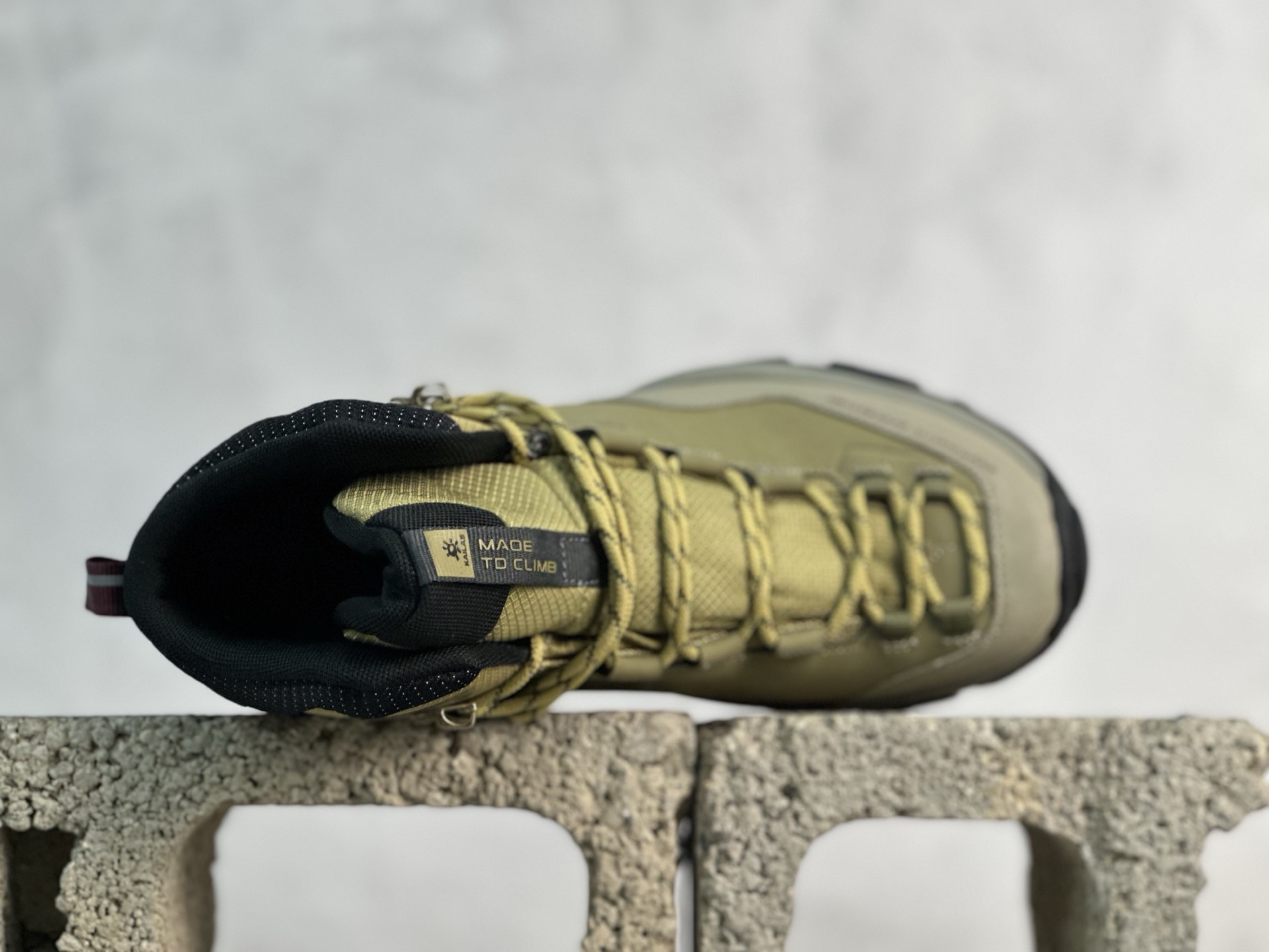 Basic Shoes Breathable S