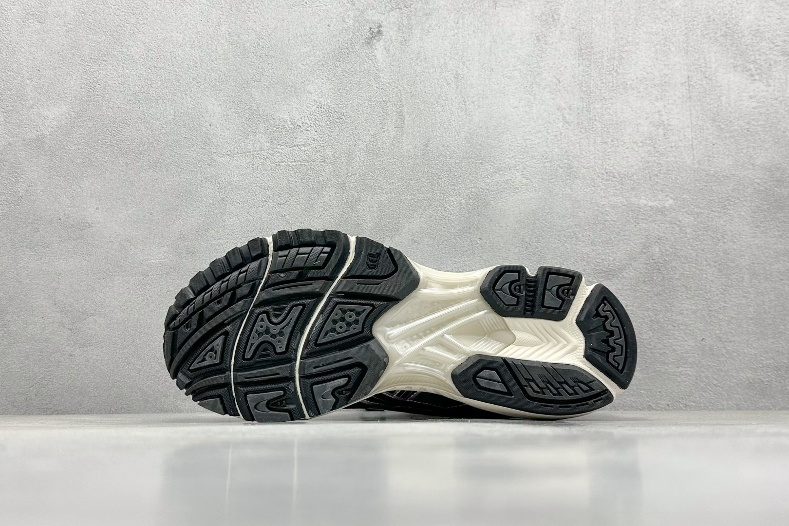 Asics Running Shoes Breathable L-s