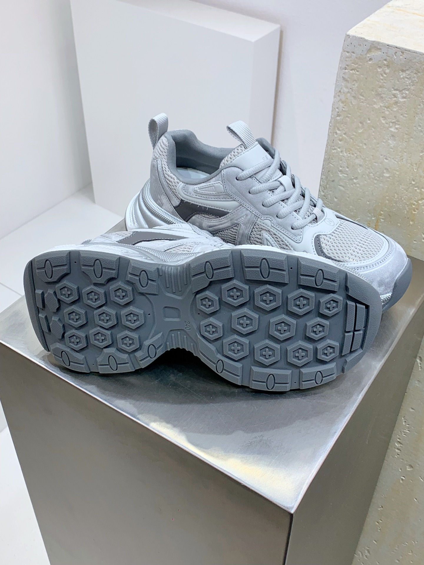 Nike Basic Shoes Red Lightweight L-s