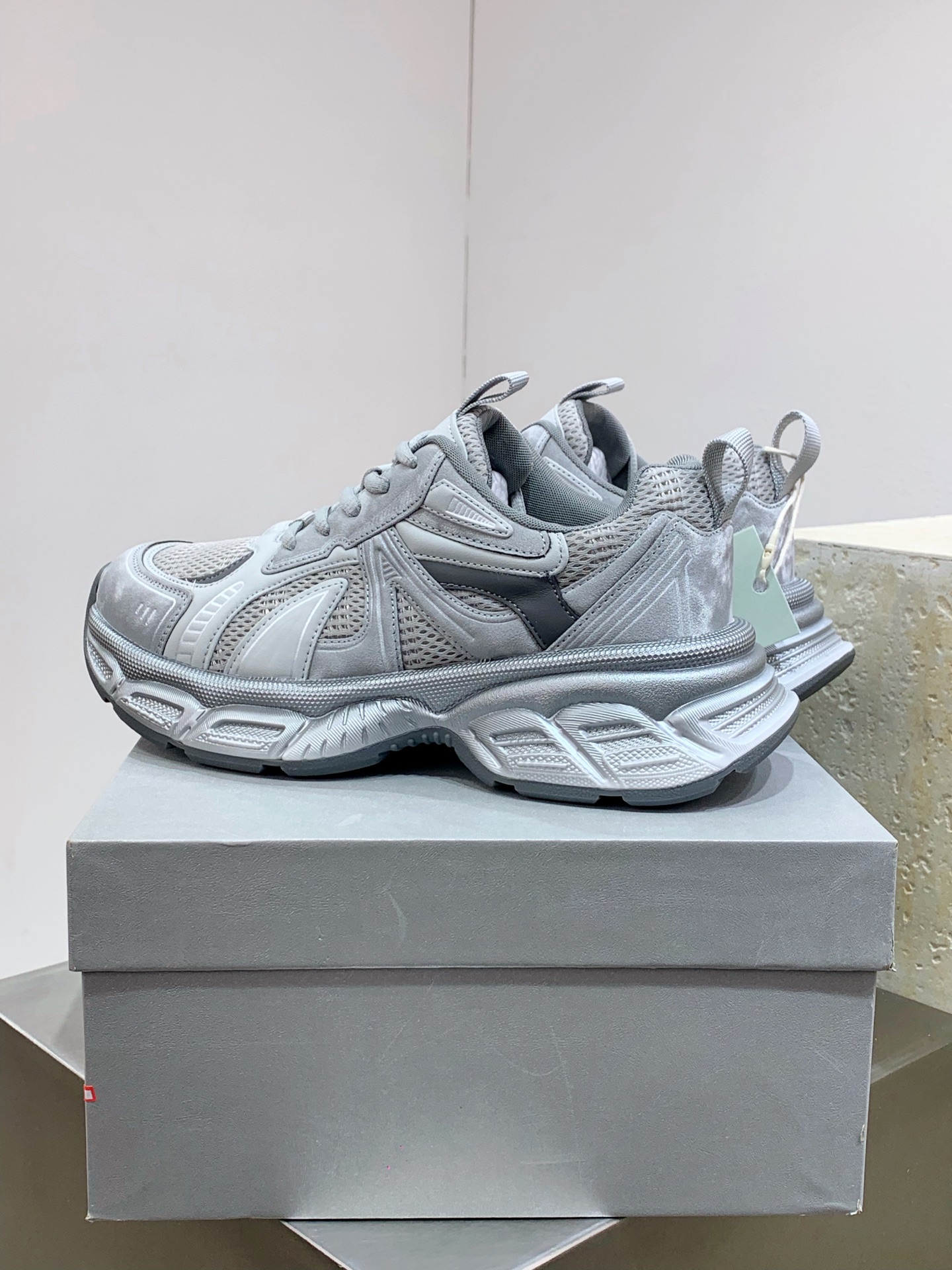 Nike Basic Shoes Red Lightweight L-s