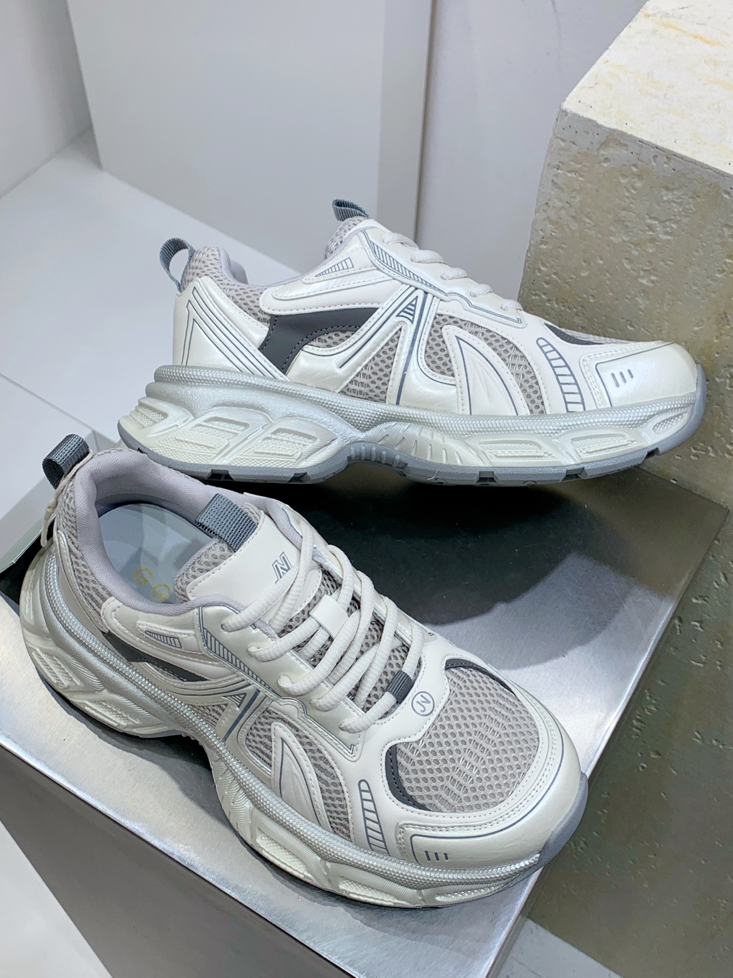 Nike Basic Shoes Red Lightweight L-s