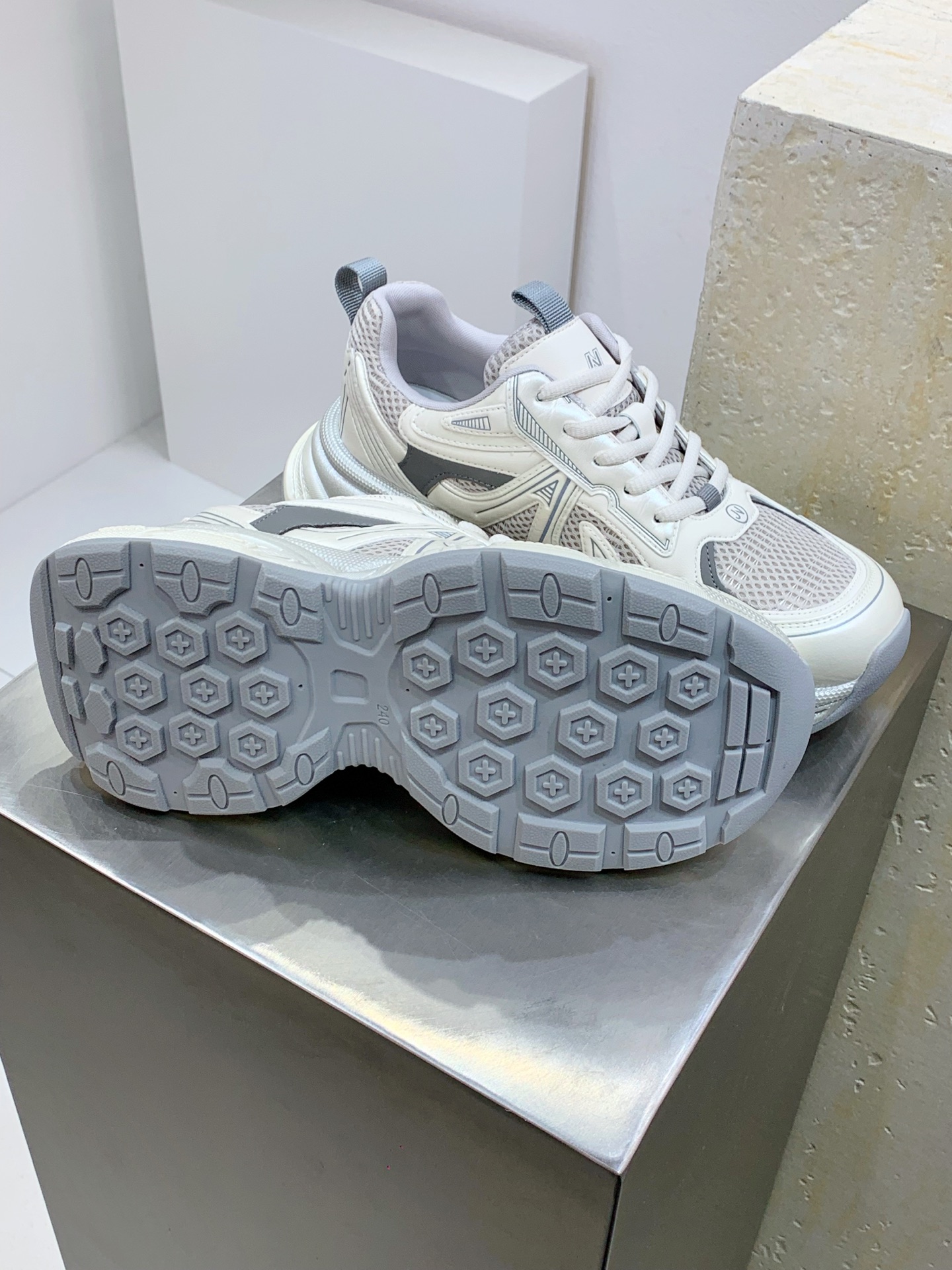 Nike Basic Shoes Red Lightweight L-s