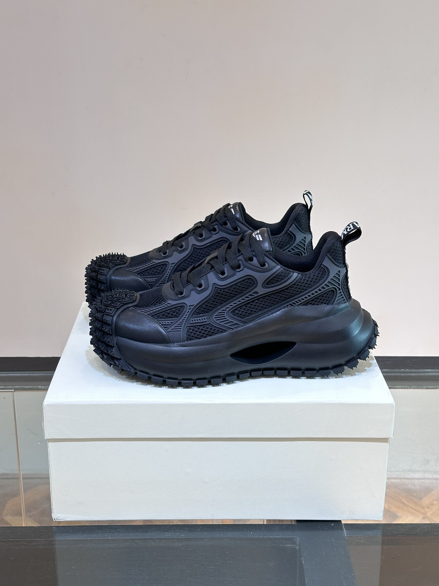 Armani Sneakers M-l-s