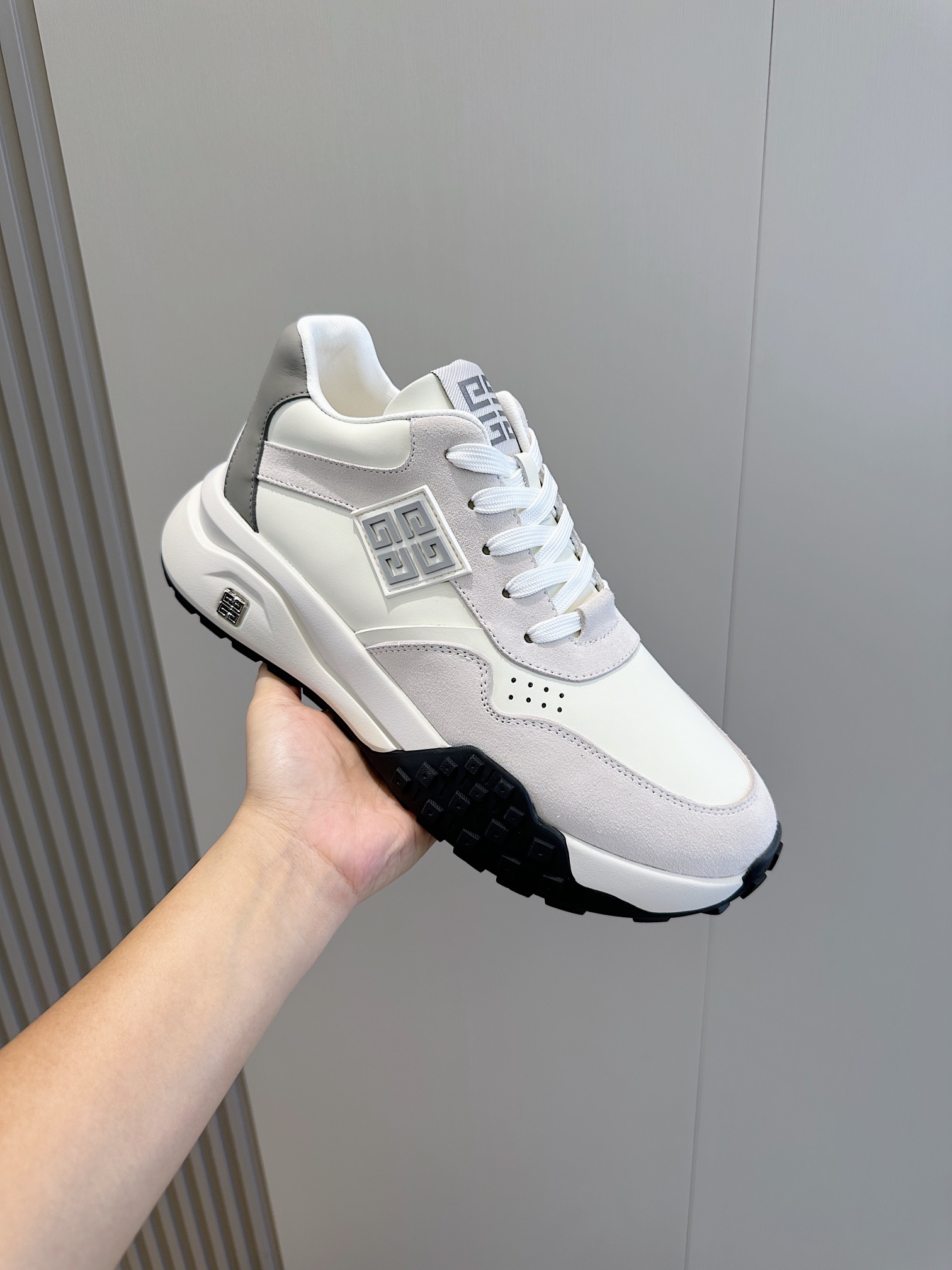 Givenchy Male Sneakers L-s