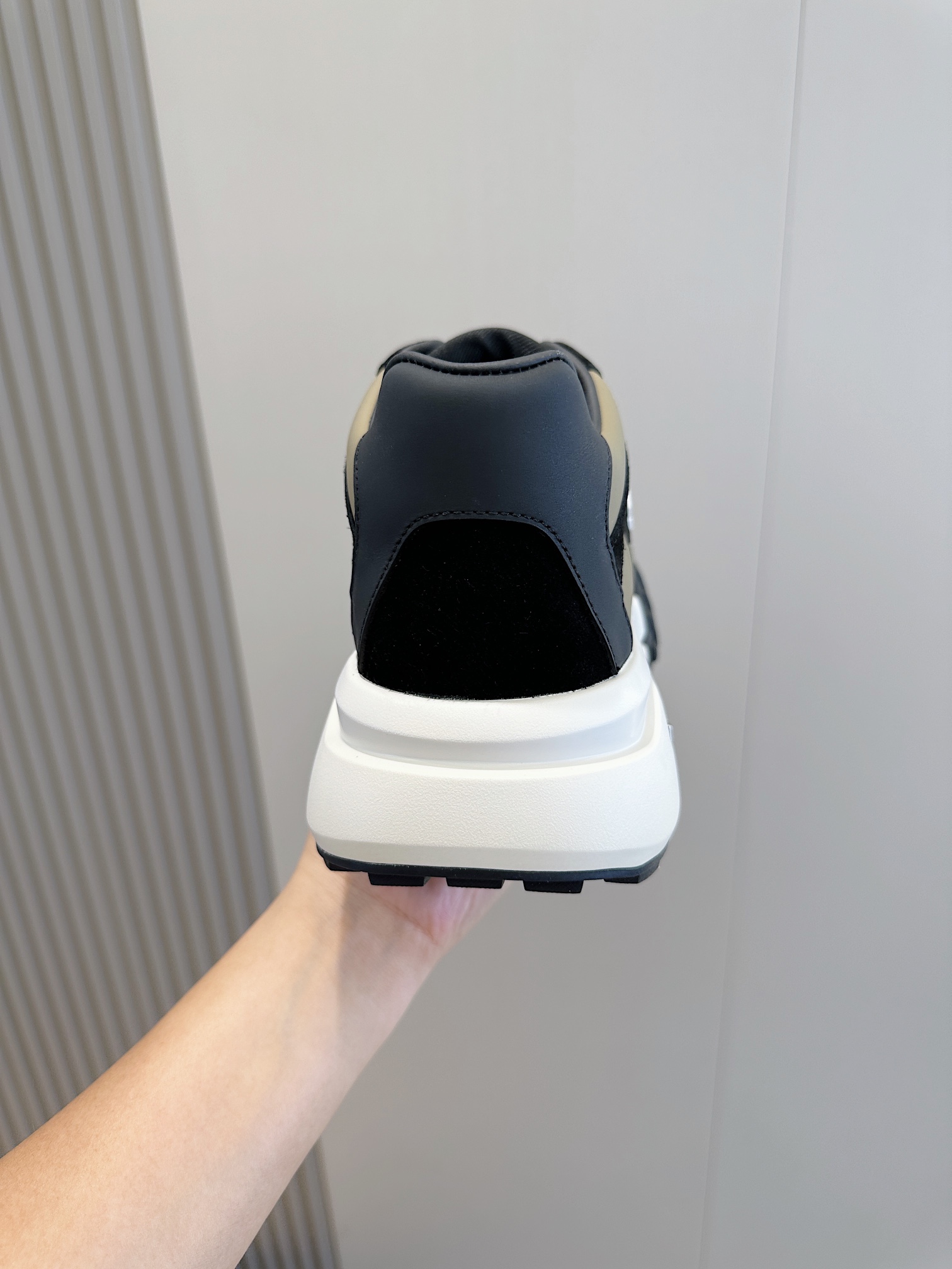 Givenchy Male Sneakers L-s