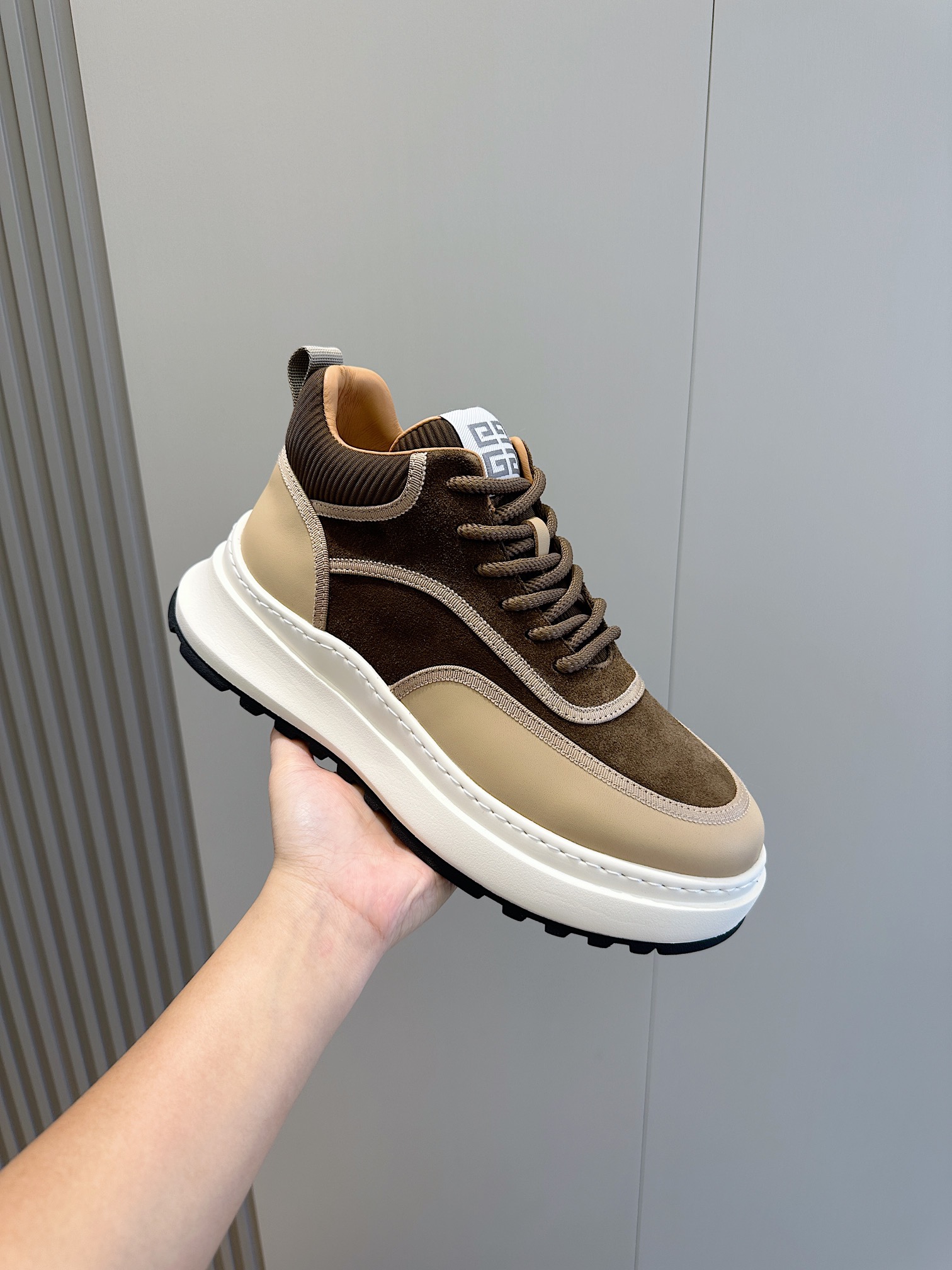 Givenchy Male Sneakers S