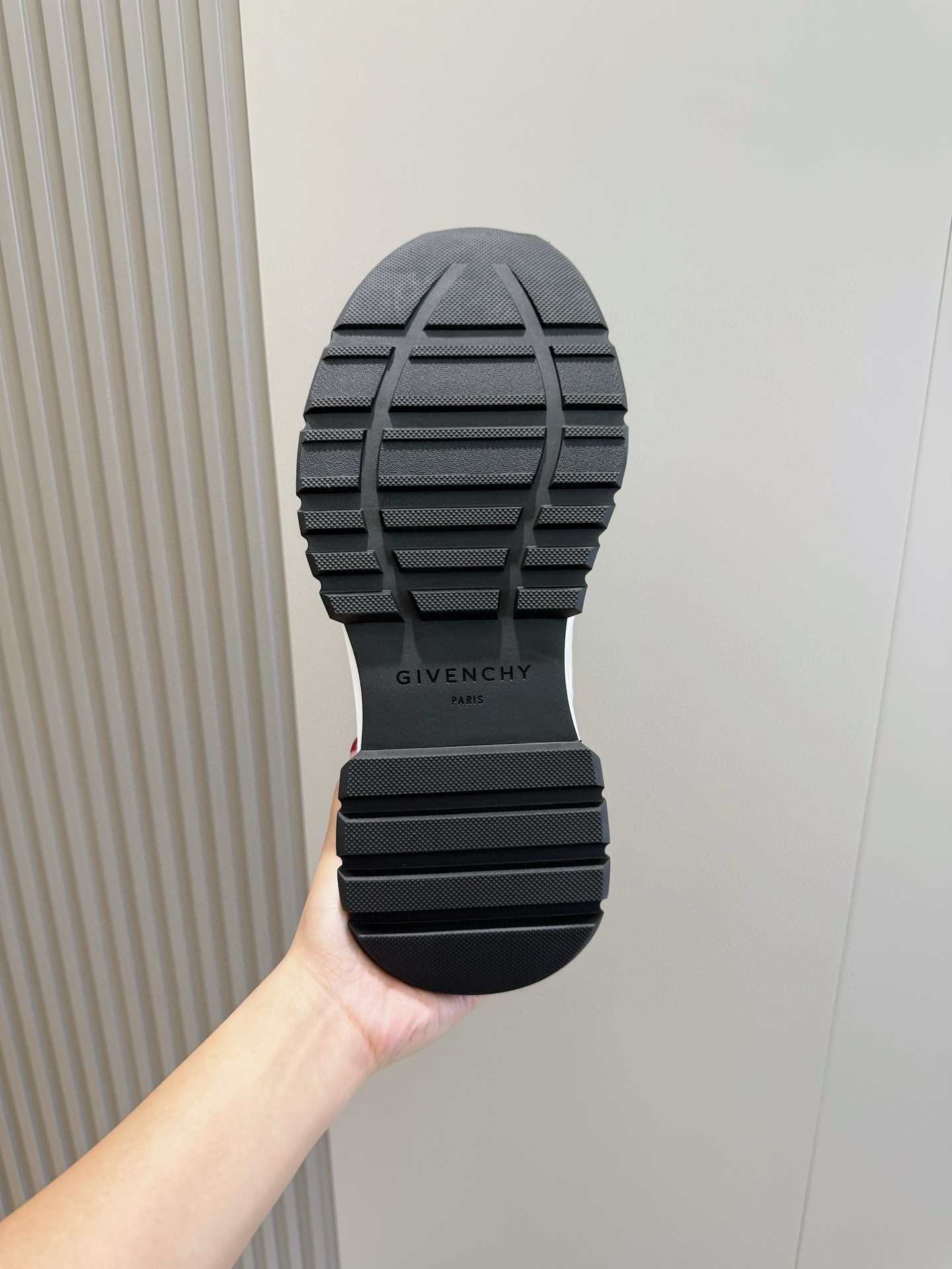 Givenchy Basic Shoes L-s