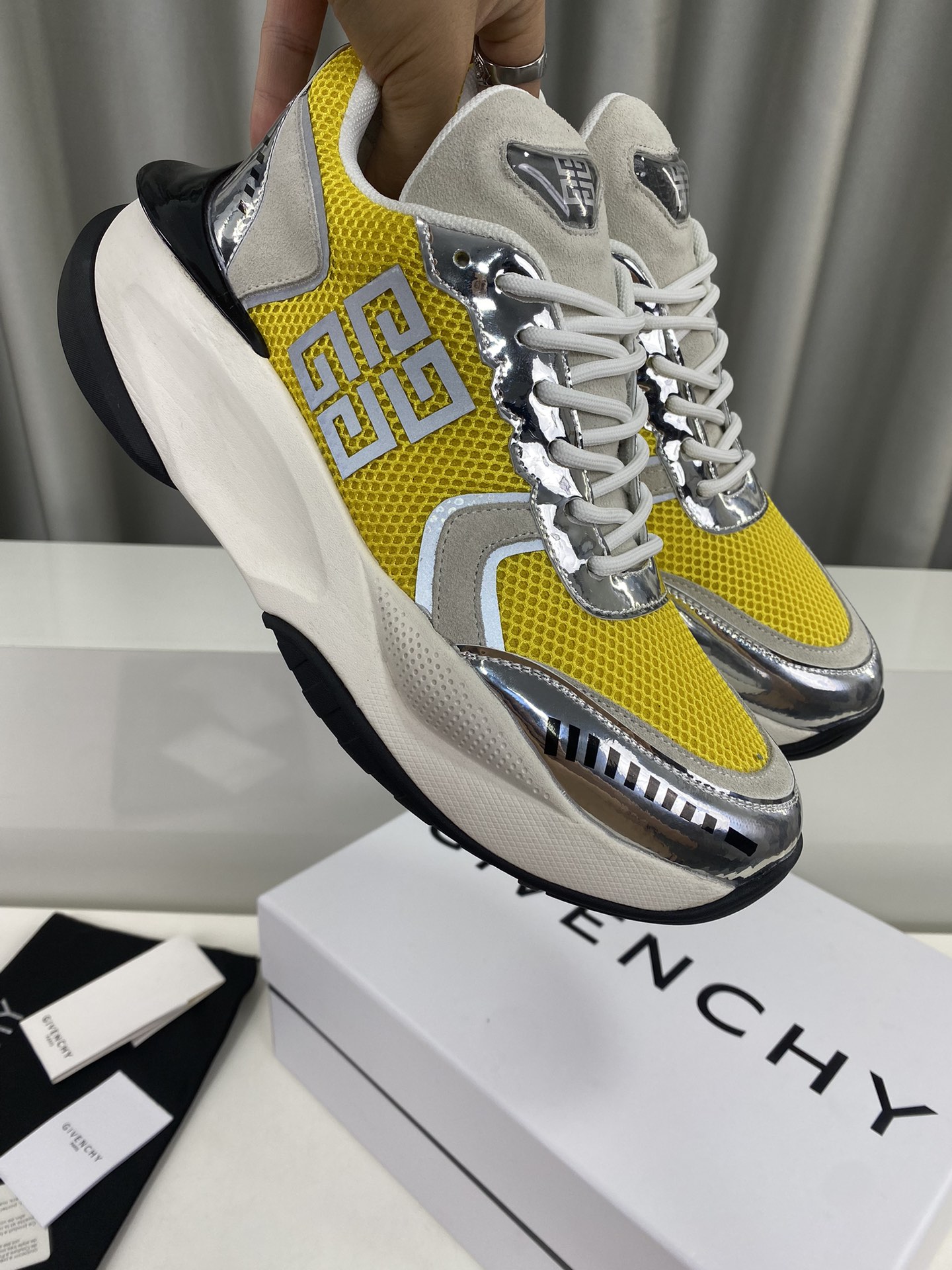 Givenchy Male Running Shoes Lightweight L