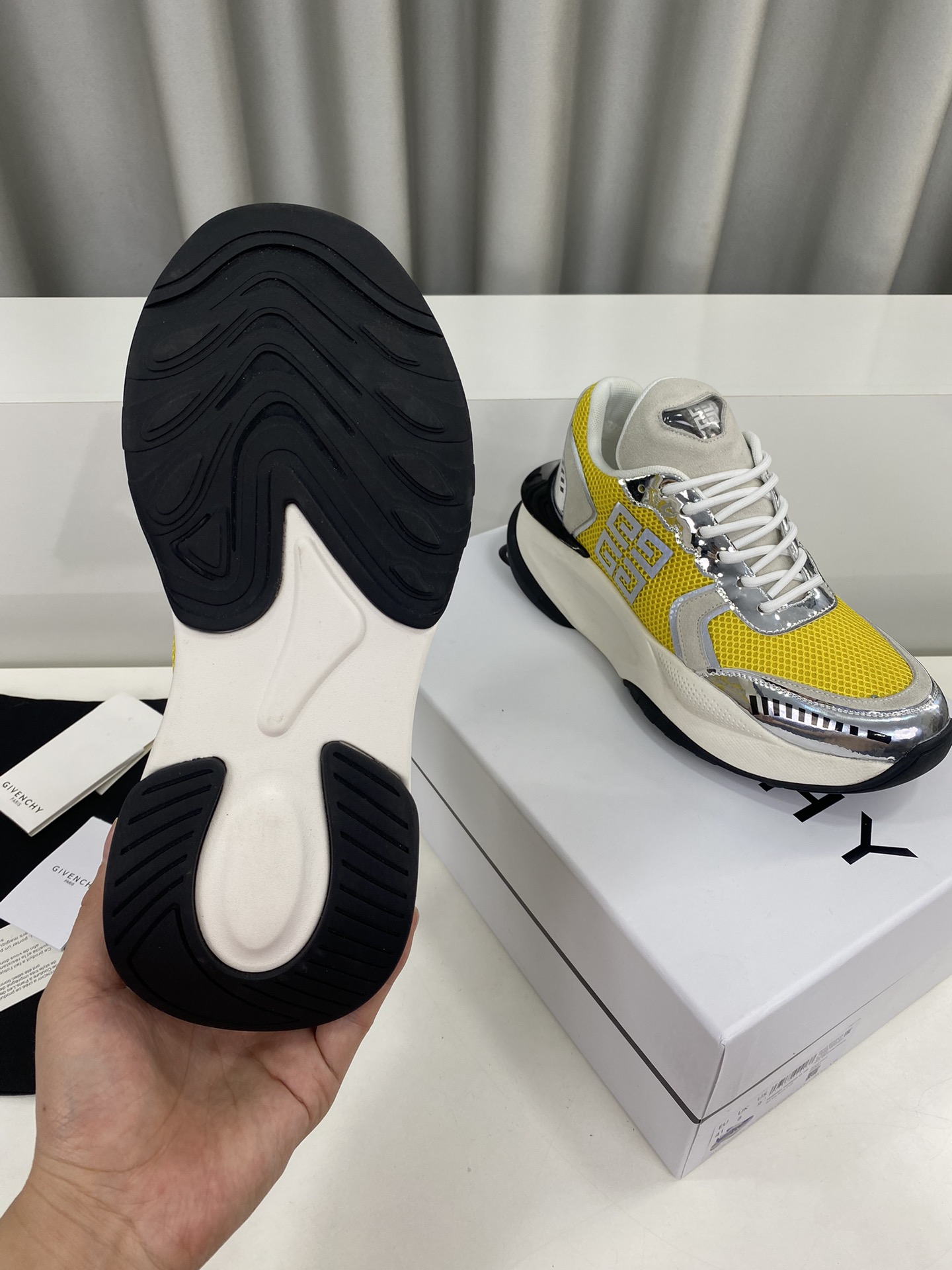 Givenchy Male Running Shoes Lightweight L