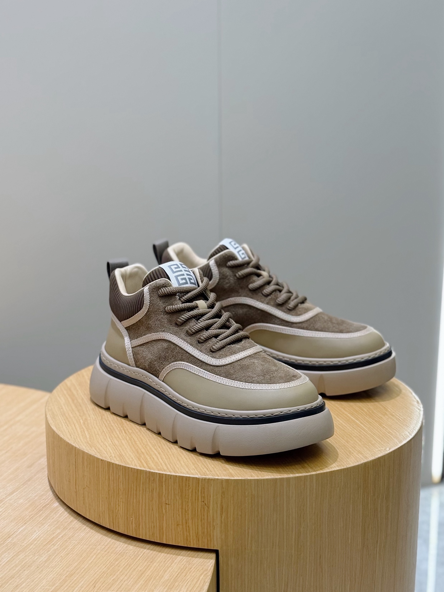 Givenchy Boots Cow Leather L-s