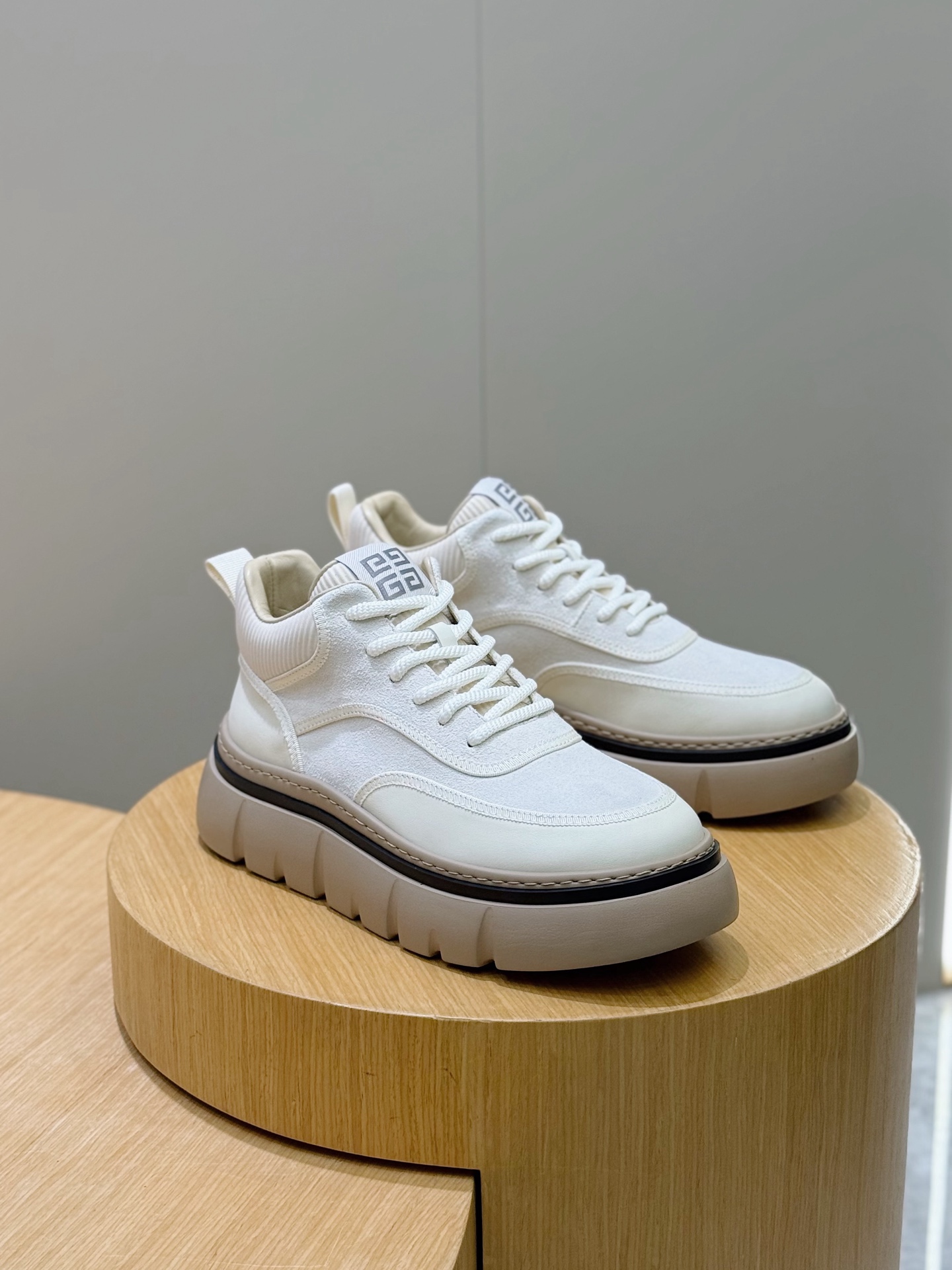 Givenchy Boots Cow Leather L-s