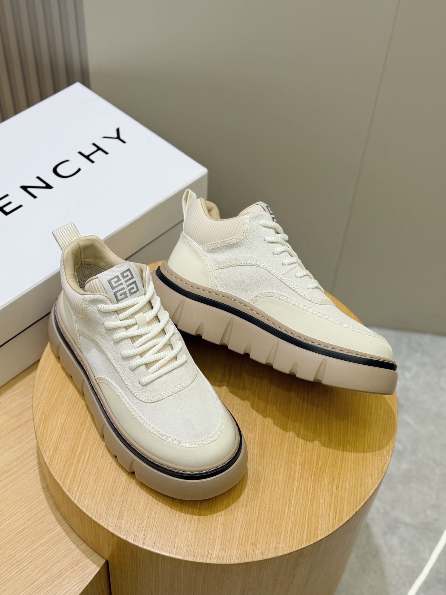 Givenchy Boots Cow Leather L-s