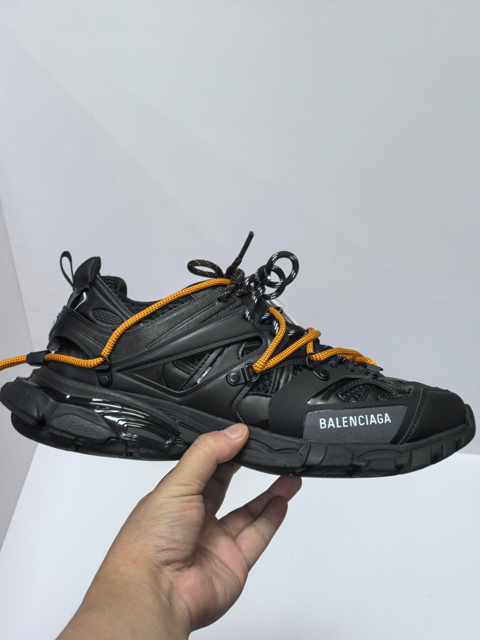 Balenciaga Basic Shoes L-s